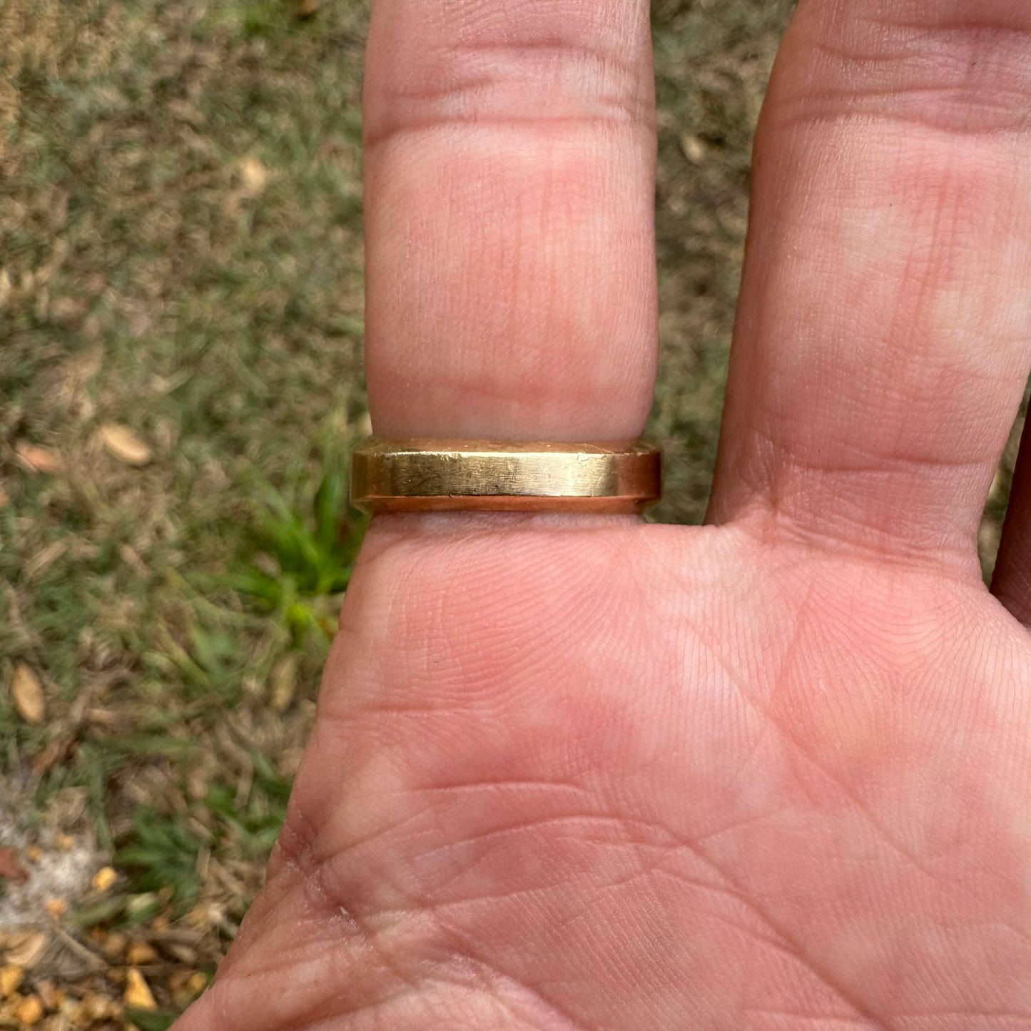 Mid-Century Solid 14k Yellow Gold Apple Jade Natural Diamond Trilogy Ring (9.5)