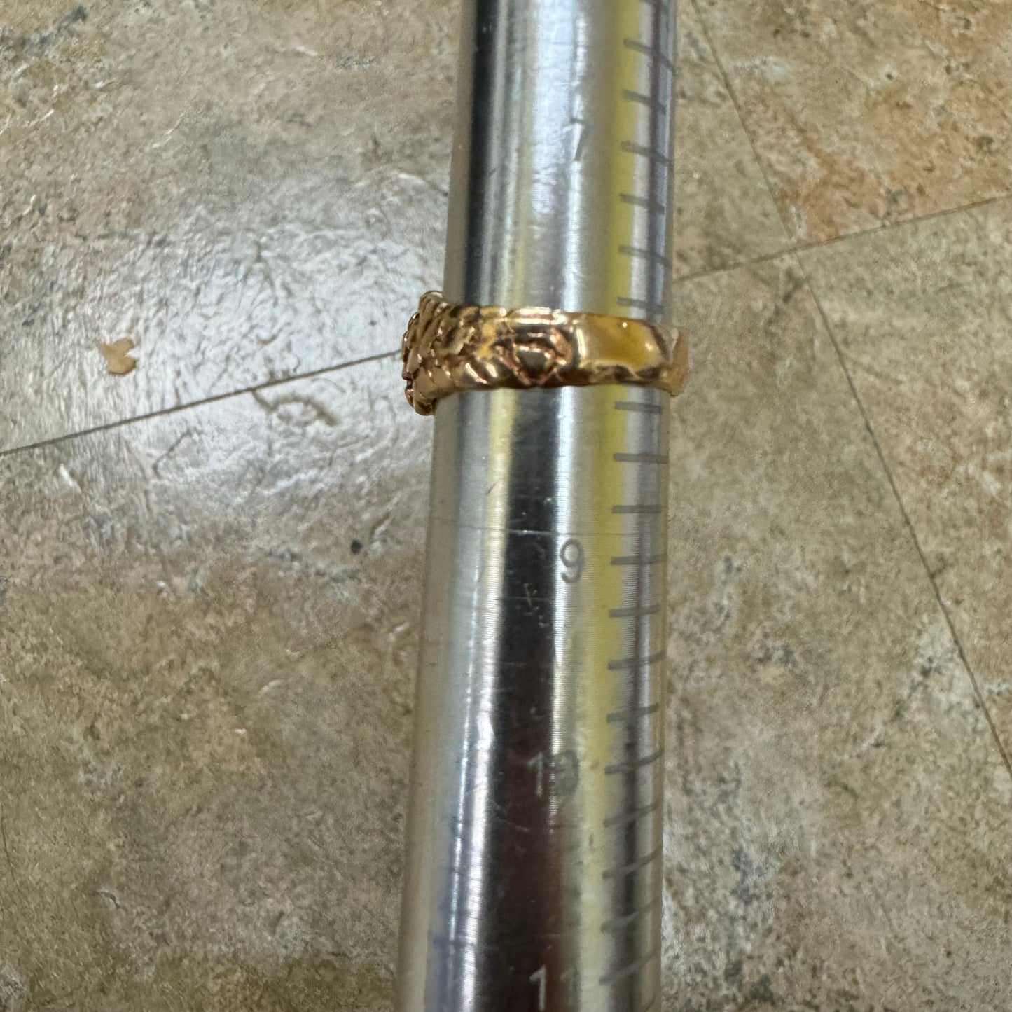 1970’s Solid 14k Yellow Gold .25ct Natural Diamond Brutalist Nugget Gypsy Ring (8)