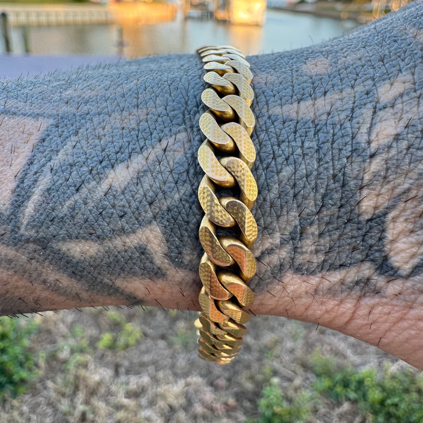 1960’s/70’s Solid 18k Yellow Gold Sleek Cuban Link Bracelet (7.25”)