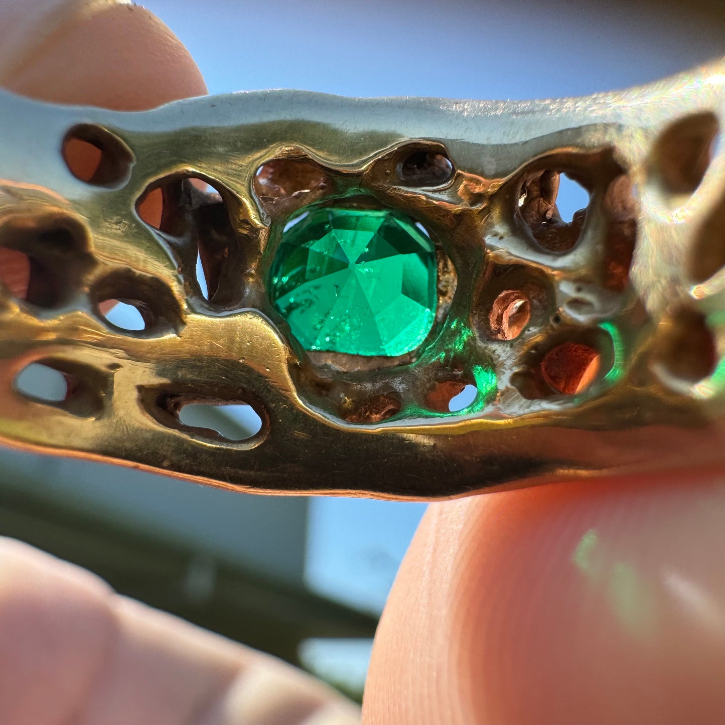Vintage Solid 14k Yellow Gold Custom 1.0ct Emerald Heavyweight Honeycomb Brutalist Ring (10)