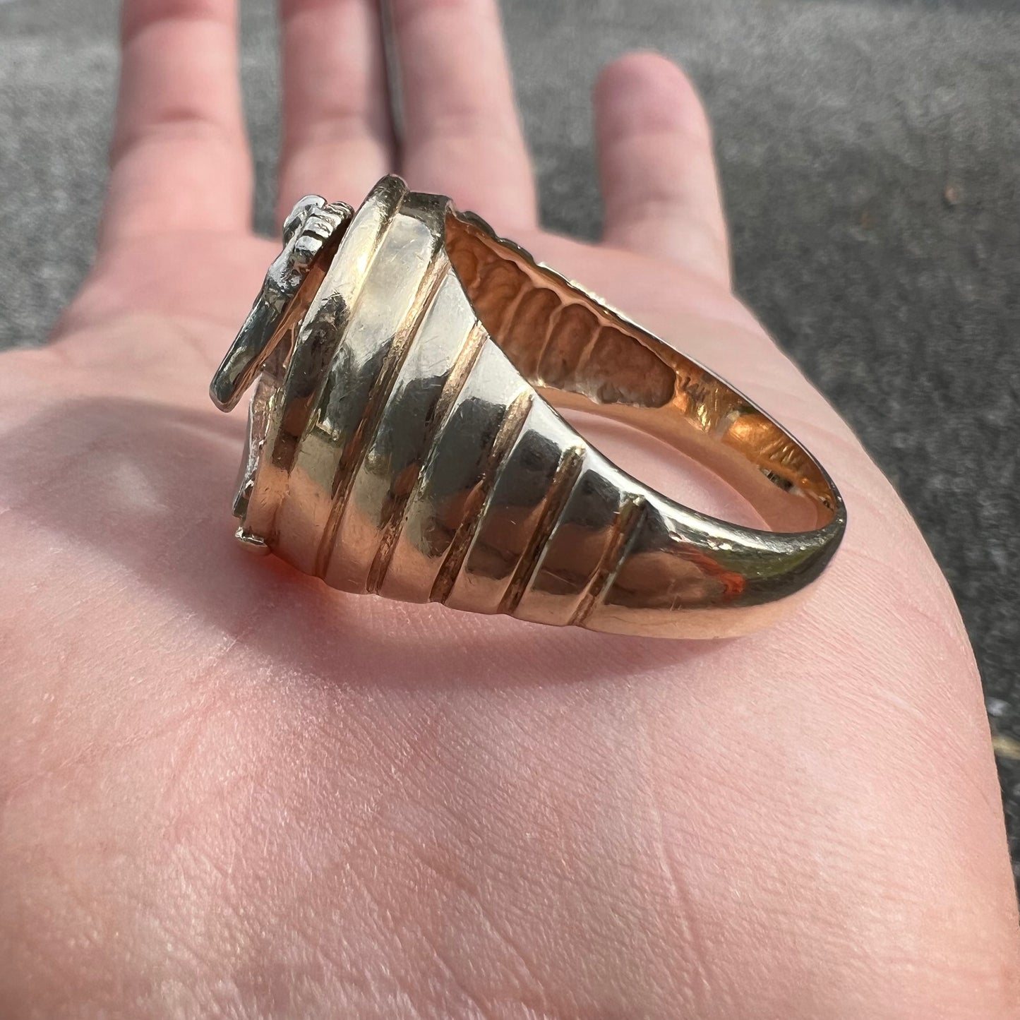 1990’s Solid 14k Gold Good Luck Bucking Stallion Horseshoe Ring (12.5)