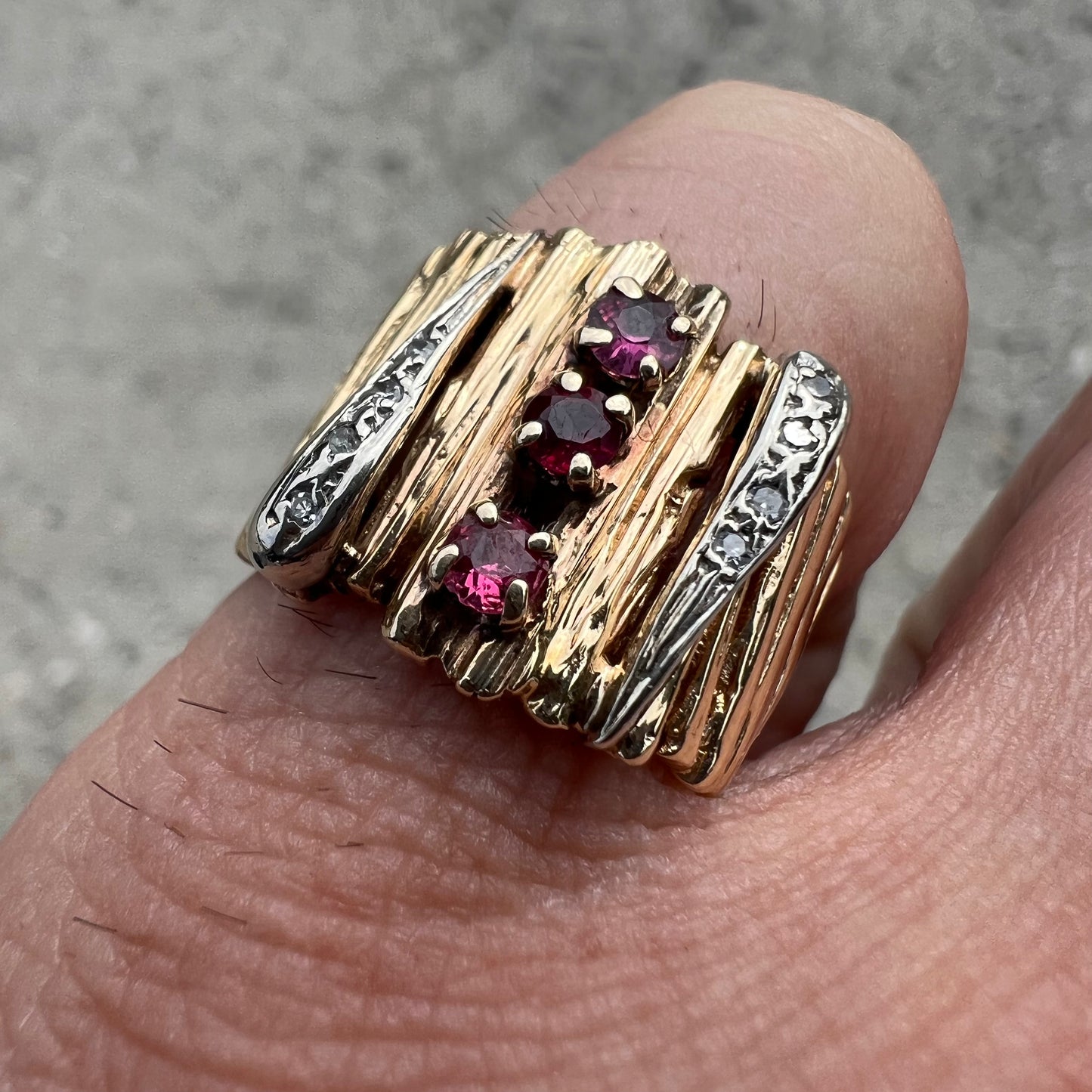 1960’s Custom Solid 14k Yellow Gold Natural Ruby And Diamond Encrusted Brutalist Ring (5)