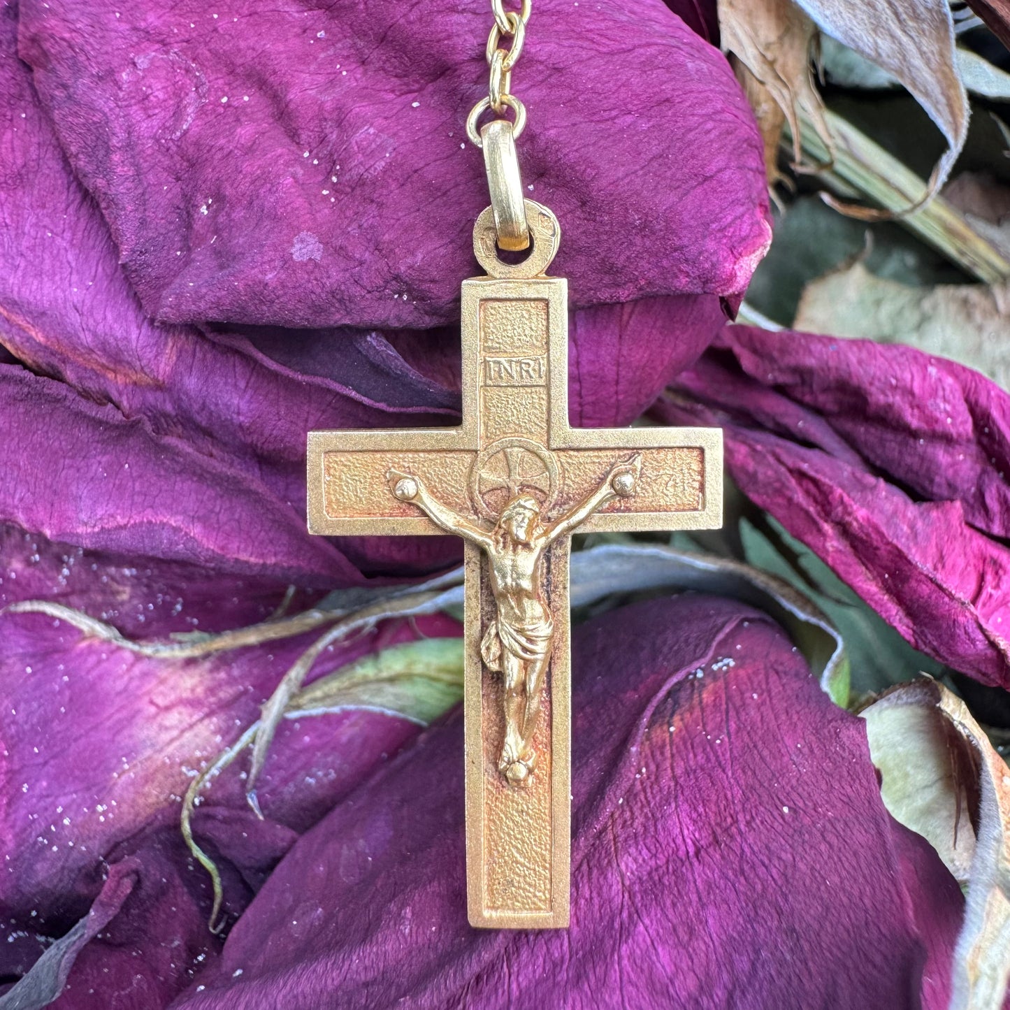 Antique French Hallmarked 18k Yellow Gold Angel Skin Coral Rosary Necklace (23”)