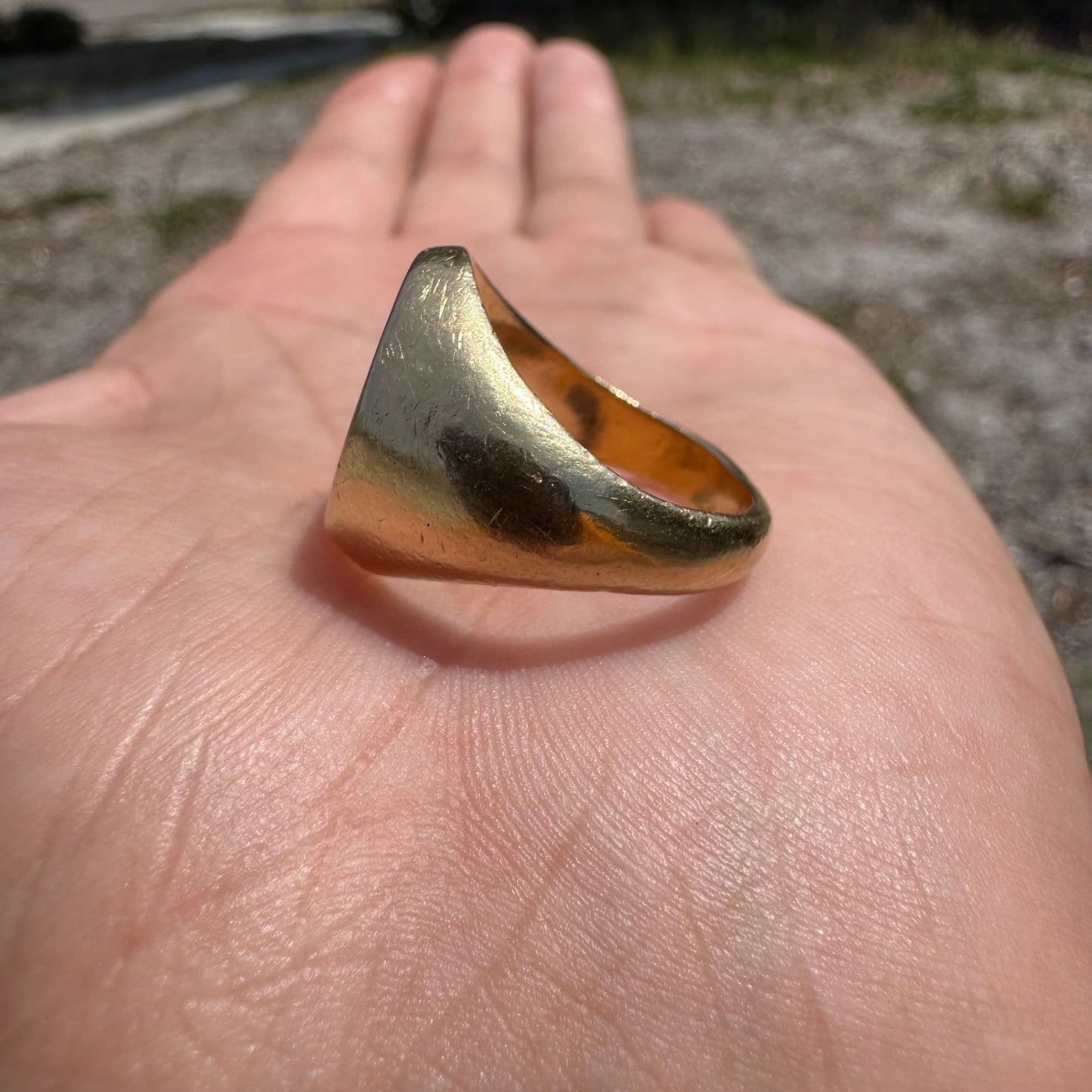 Antique Solid 14k Yellow Gold Warrior Crest Intaglio Signet Ring (7.5)