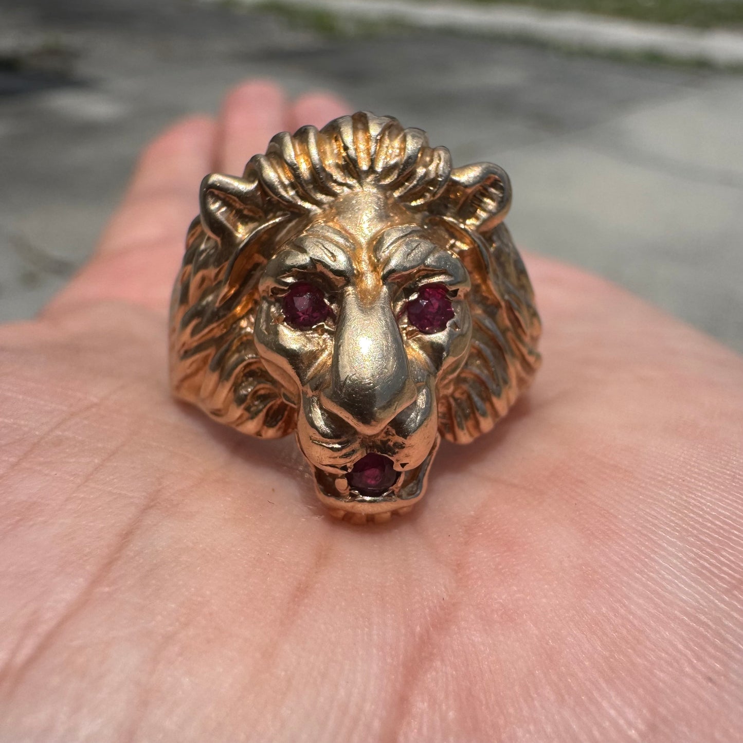 1970’s Solid 14k Yellow Gold Natural Ruby Encrusted Lion Ring (10.75)