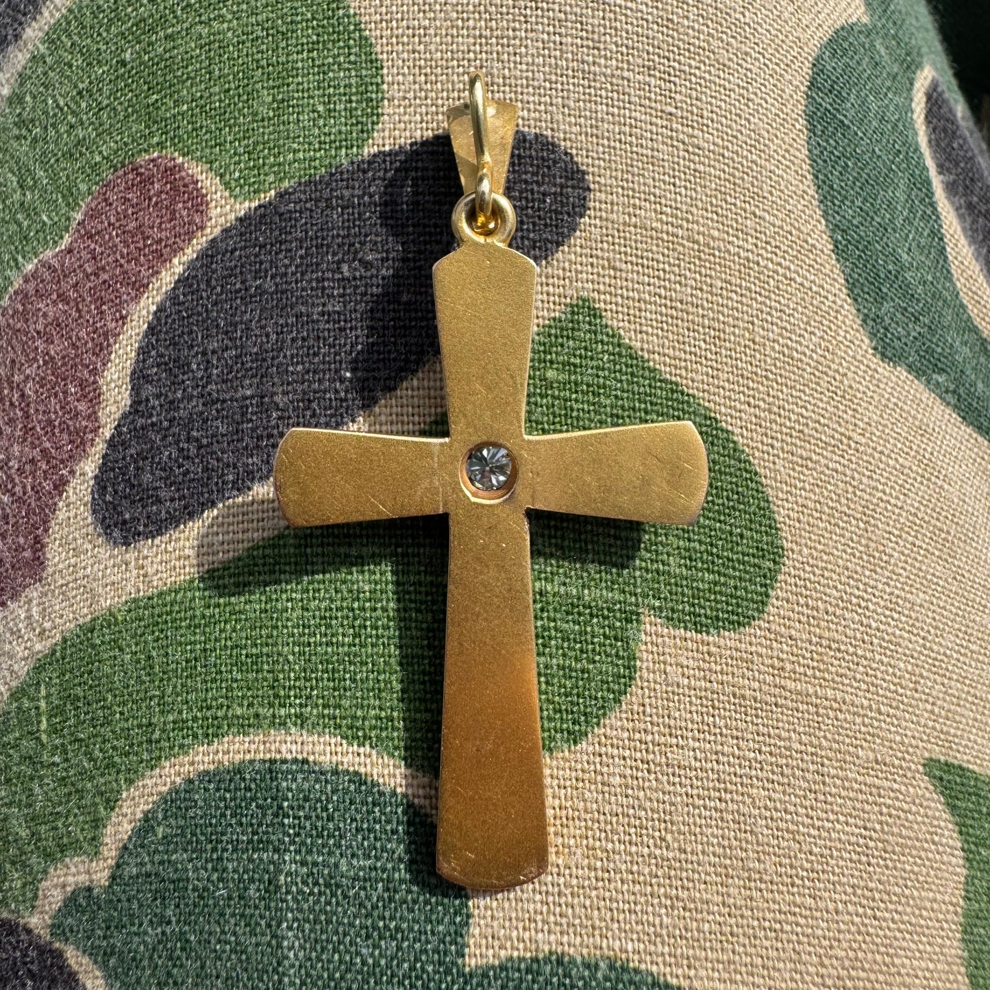 Art Deco Solid 18k Yellow Gold .25ct Natural Diamond Solitaire Hand Engraved Floral Cross