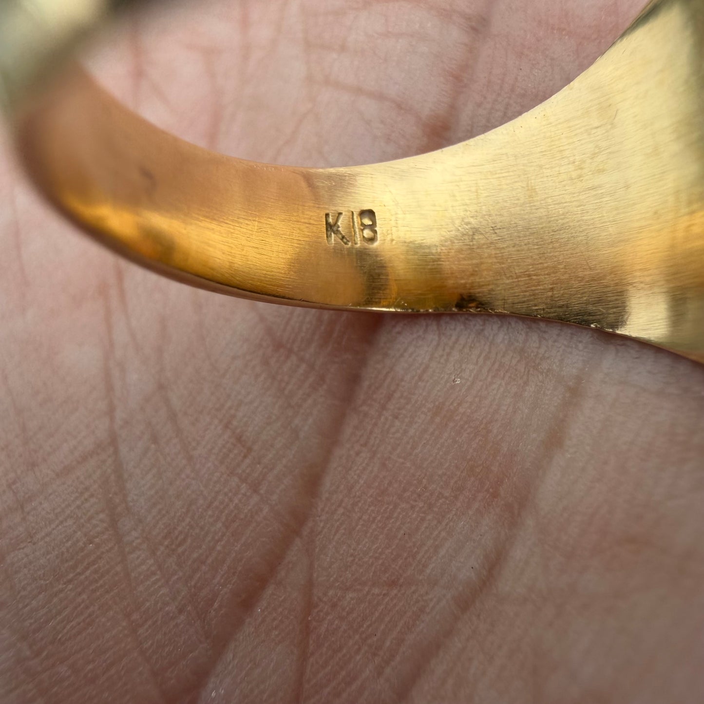 Vintage Solid 18k Yellow Gold Large Australian Opal Signet Ring (8)