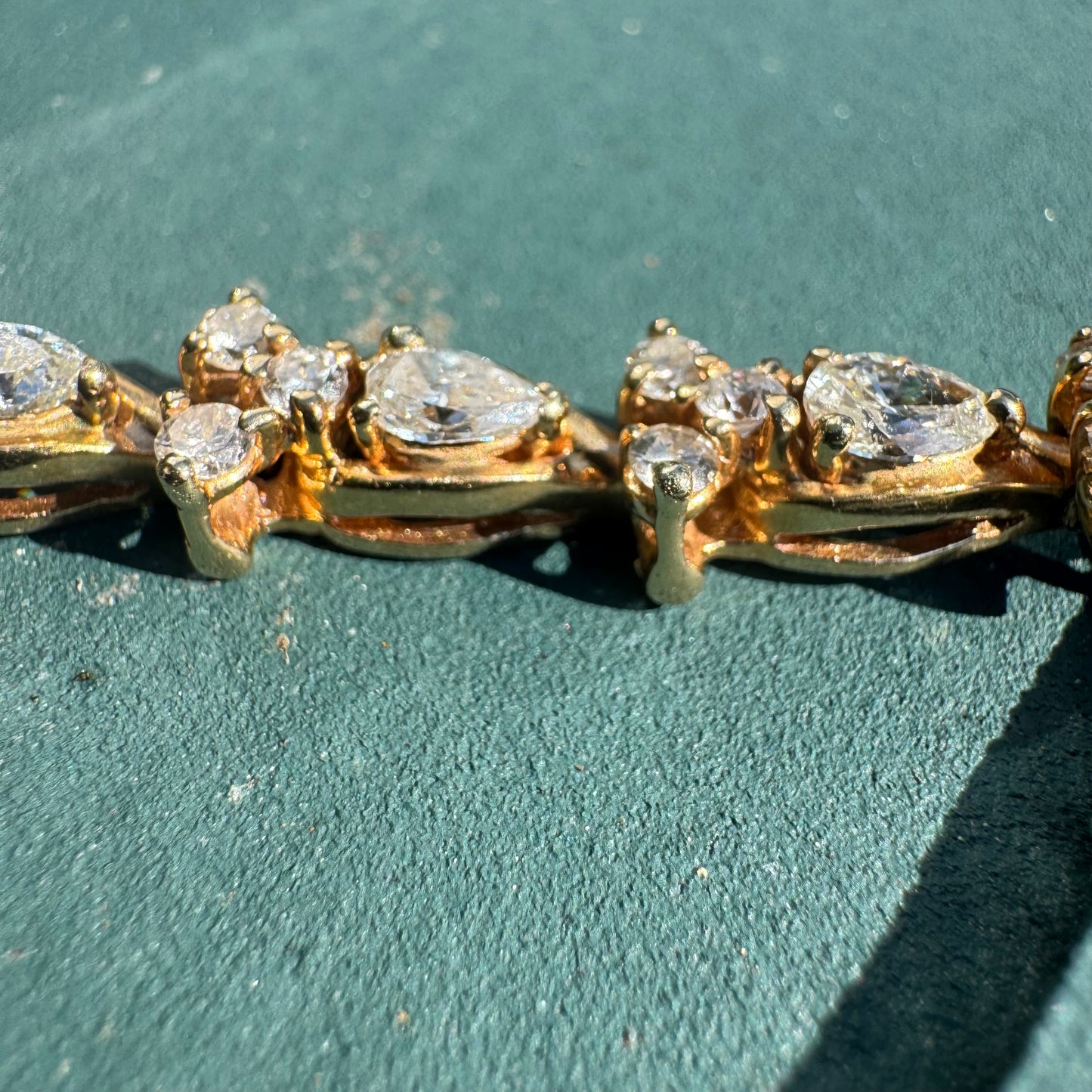 Vintage Solid 14k Yellow Gold 6.0ctw Natural Diamond Bracelet (7”)