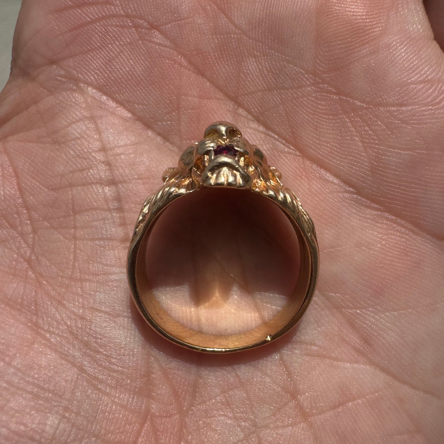 1970’s Solid 14k Yellow Gold Natural Ruby Encrusted Lion Ring (10.75)
