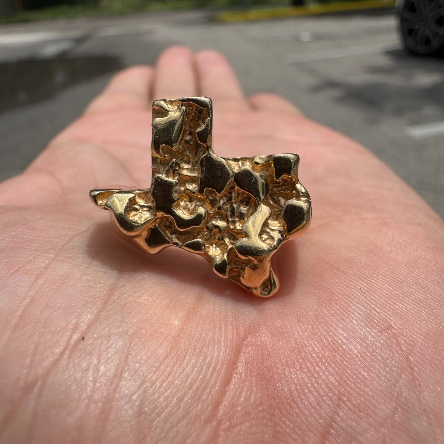 1980’s Solid 14k Yellow Golf Heavyweight Texas Nugget Ring (9.5)