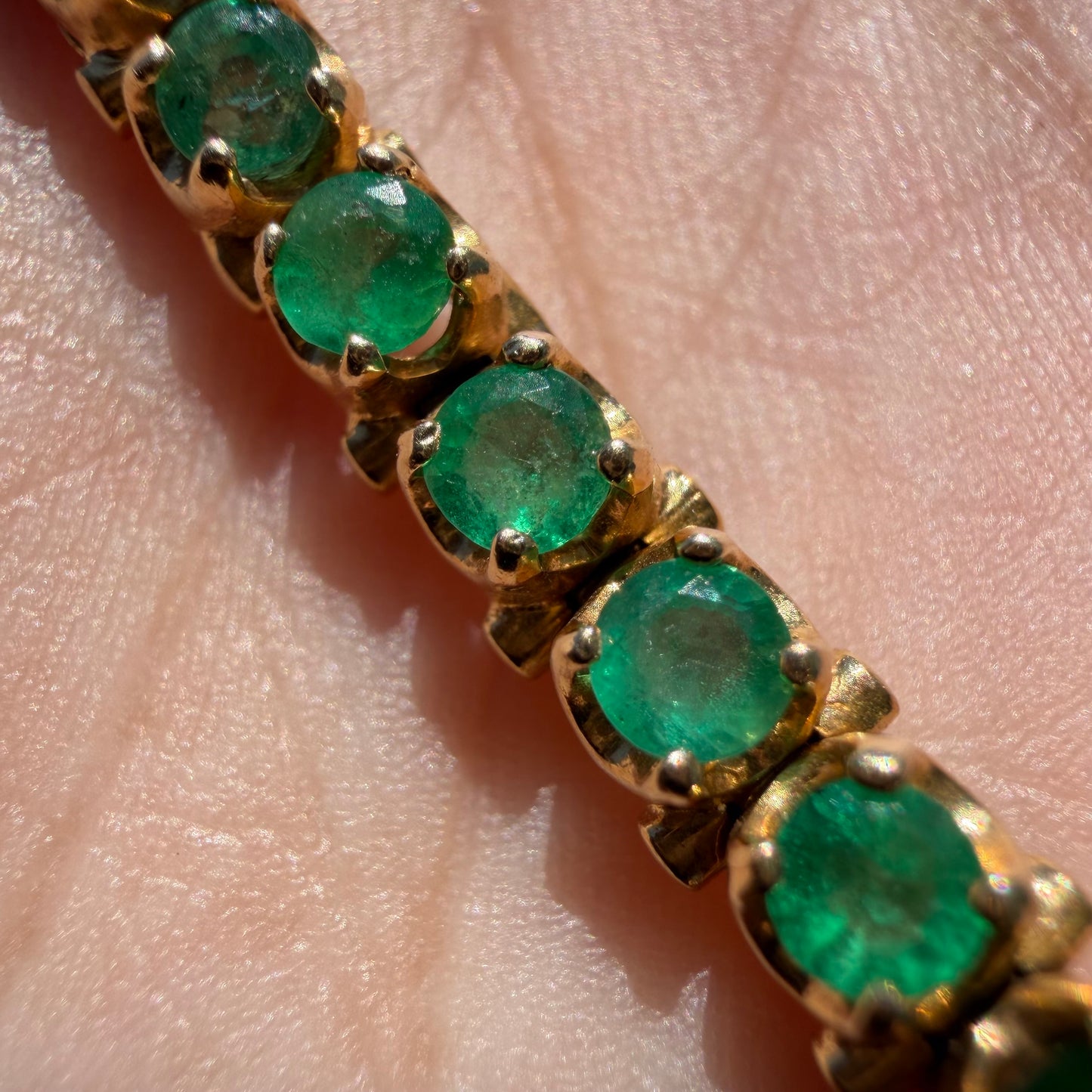 Vintage Solid 14k Yellow Gold 4.5ctw Natural Emerald Tennis Bracelet (7.5”)