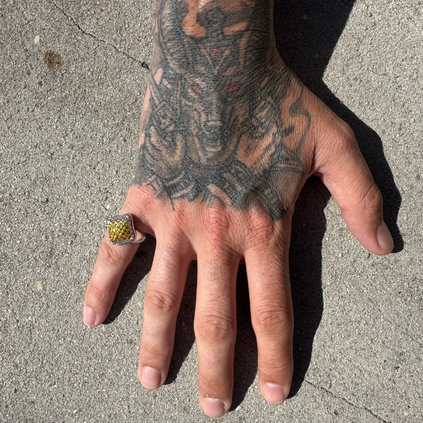 High End Designer Solid 18k White Gold 2.5ctw Natural Diamond And Yellow Sapphire “Chameleon” Ring (6.75)