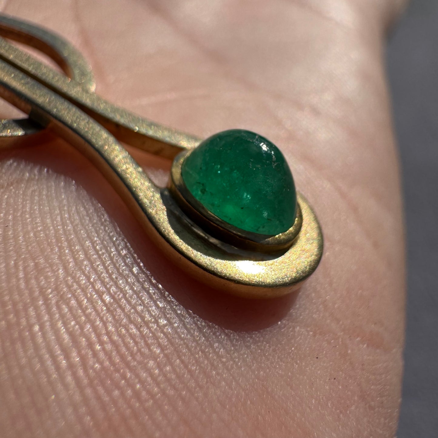 Mid-Century Tiffany & Co. Solid 14k Yellow Gold Natural Emerald Cabochon Pendant & Moneyclip