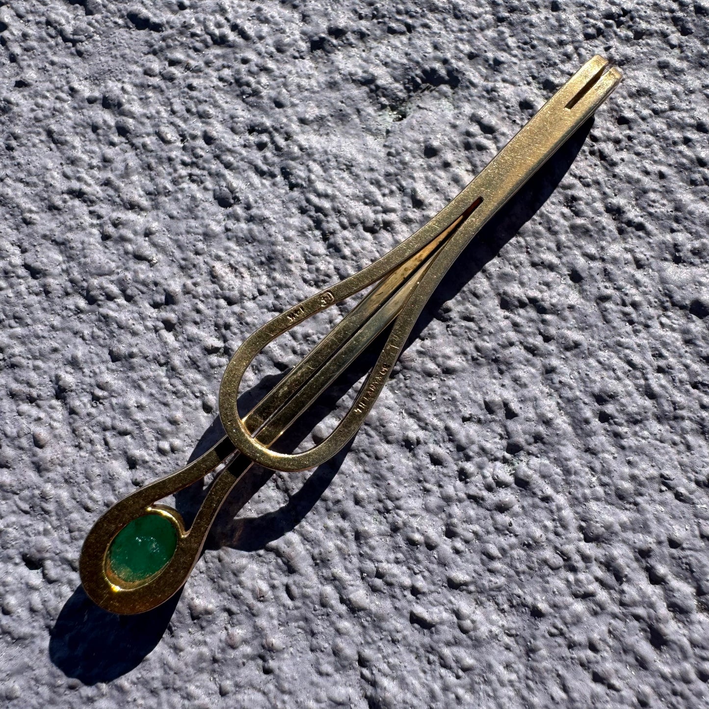 Mid-Century Tiffany & Co. Solid 14k Yellow Gold Natural Emerald Cabochon Pendant & Moneyclip