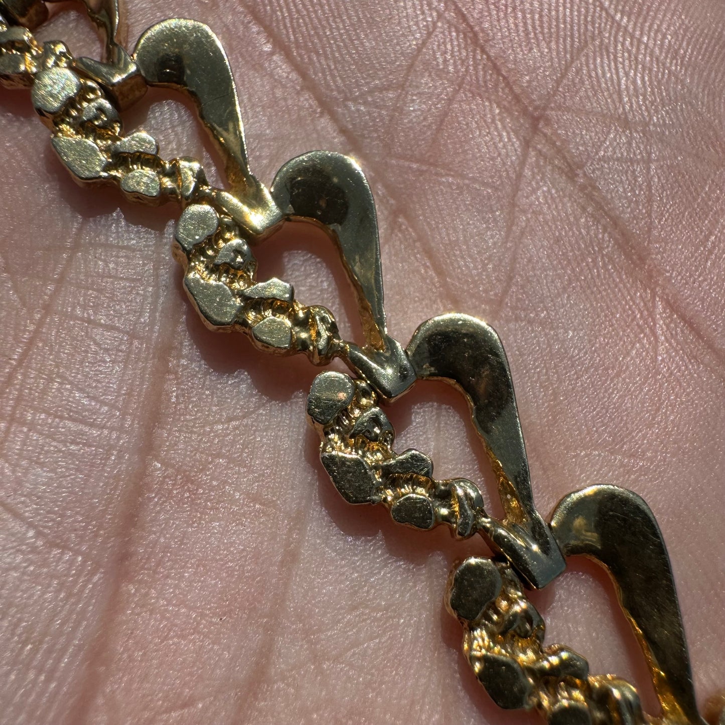 1970’s Solid 14k Yellow Gold Heavyweight Nugget Heart Link Bracelet (6.75”)