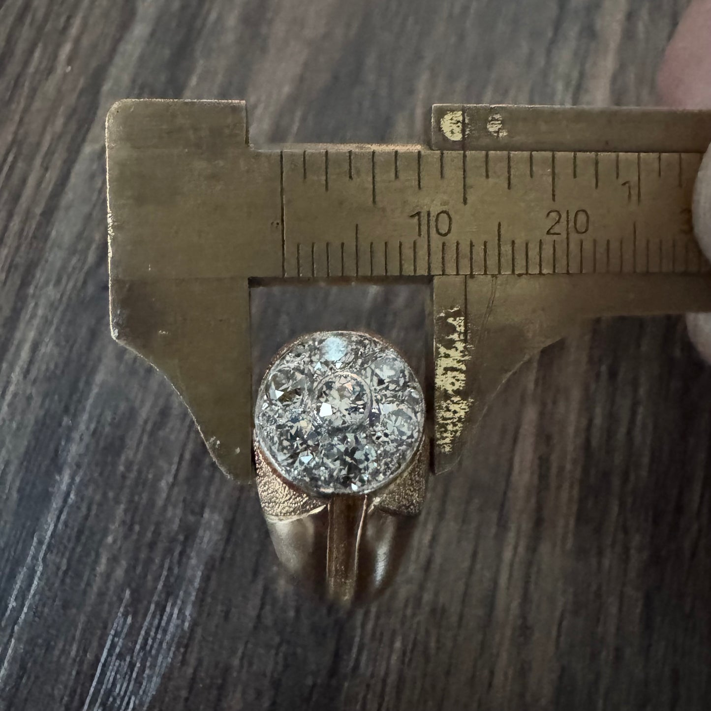 Vintage Solid 18K Yellow Gold 1.75CTW Old Euro Cut Diamond Kentucky Cluster Gents Ring (8.5)