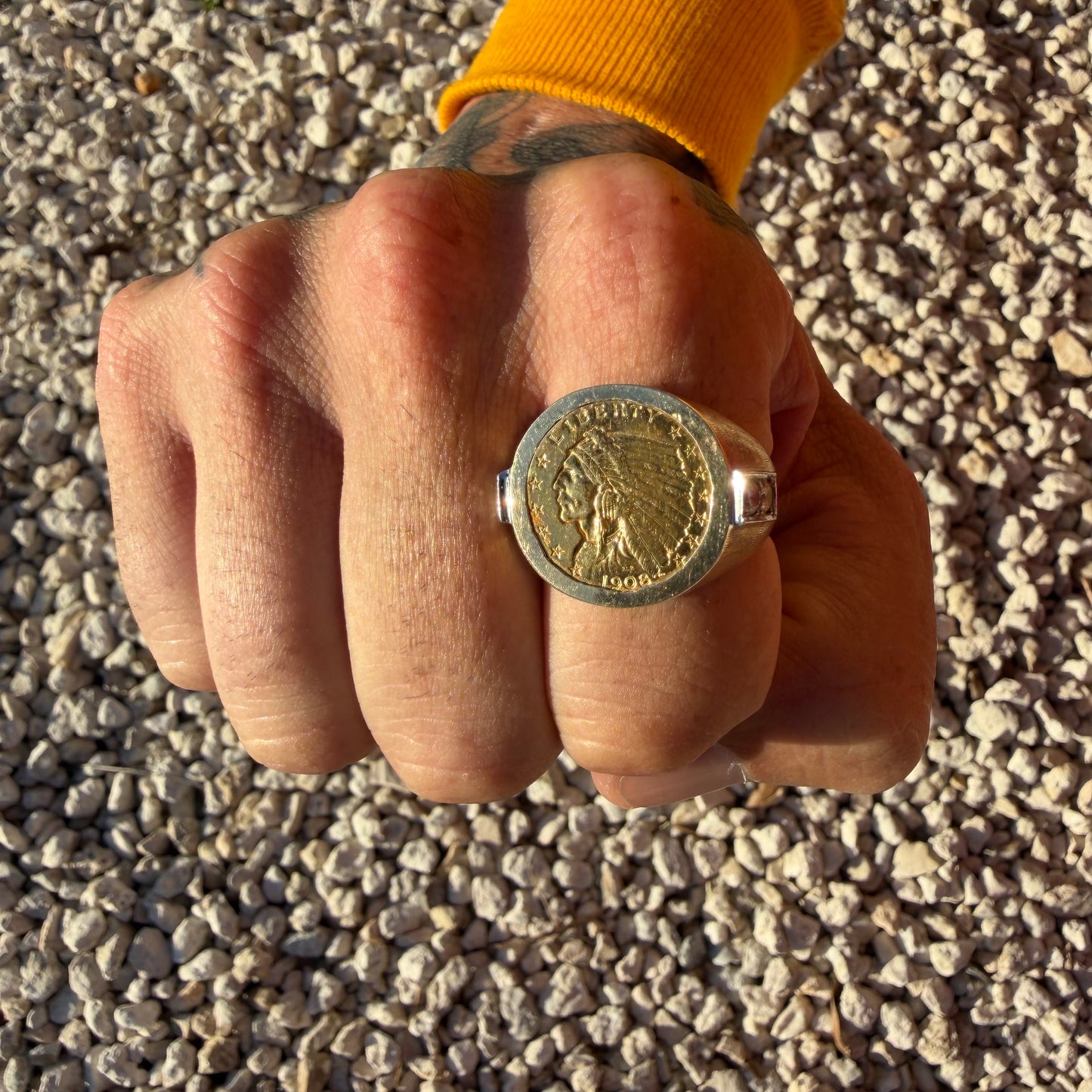Vintage Solid 14k Yellow Gold Natural Diamond 1908 Indian Head $2.50 Coin Ring (12)