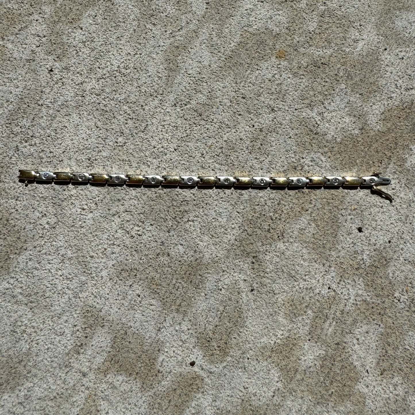 Vintage Solid 14k Two-Tone Gold 1.0CTW Natural Diamond Bracelet (7”)