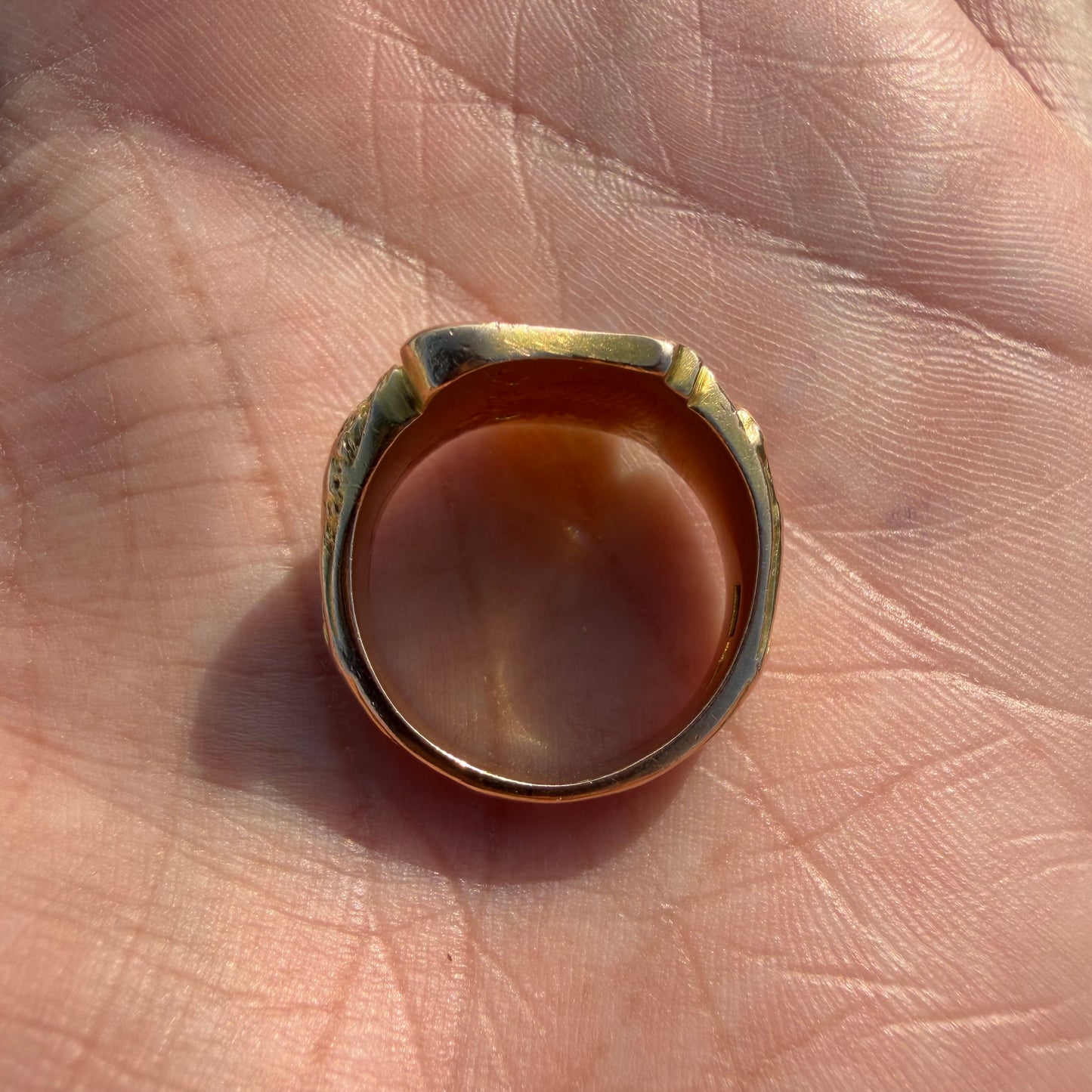 1910’s Solid 14k Yellow Gold Natural Old Mine Cut Diamond Double Lion Signet Ring (7.5)