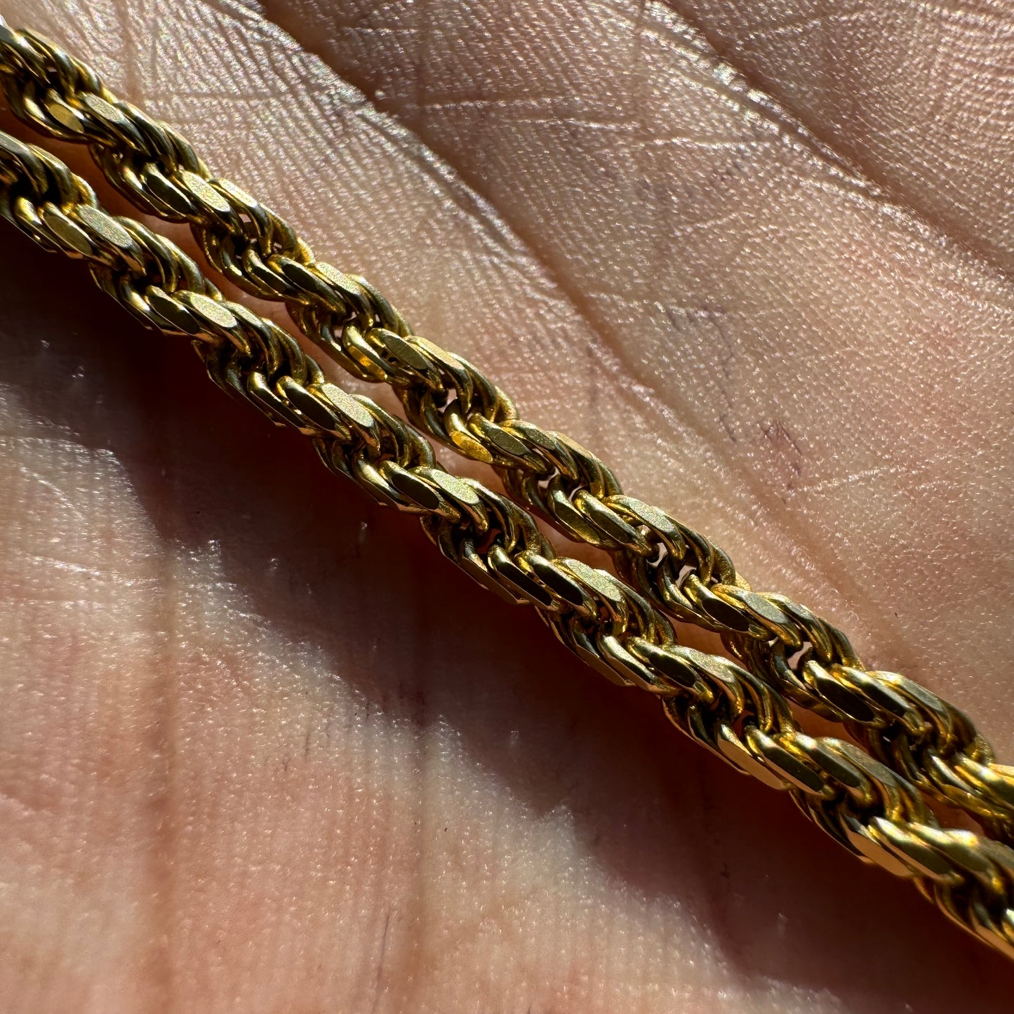 Vintage Solid 14k Yellow Gold Diamondcut Rope Chain Necklace (22.5”)