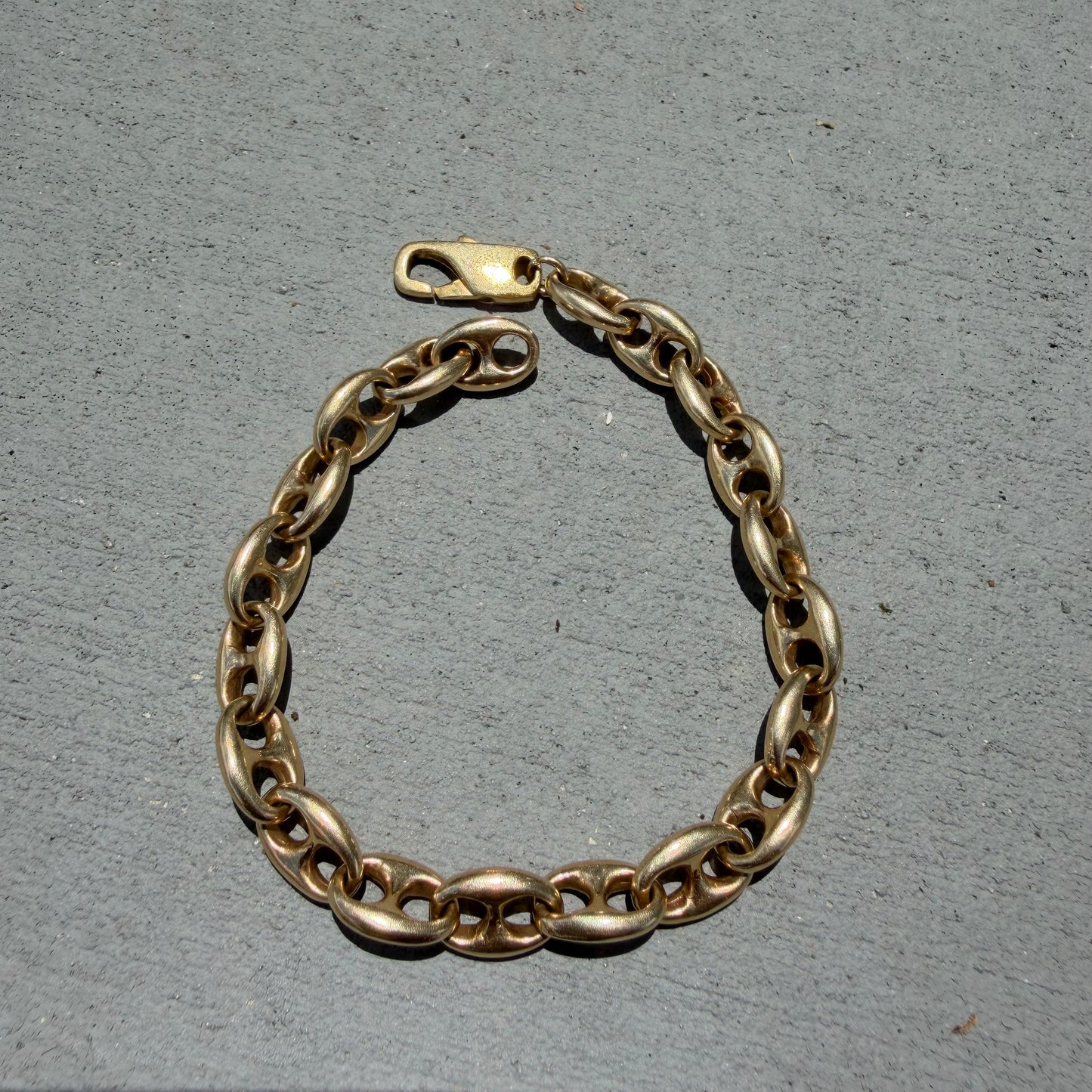 Vintage Fully Solid 14k Yellow Gold Heavyweight Chaine D’ Ancre Puffed Mariner Link Bracelet (7.5”)