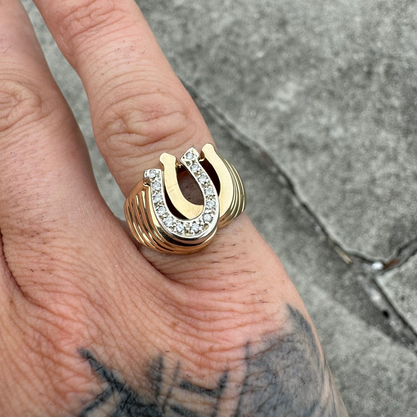 Vintage 14k Gold Natural Diamond Encrusted Lucky Double Horseshoe Ring (7.25)
