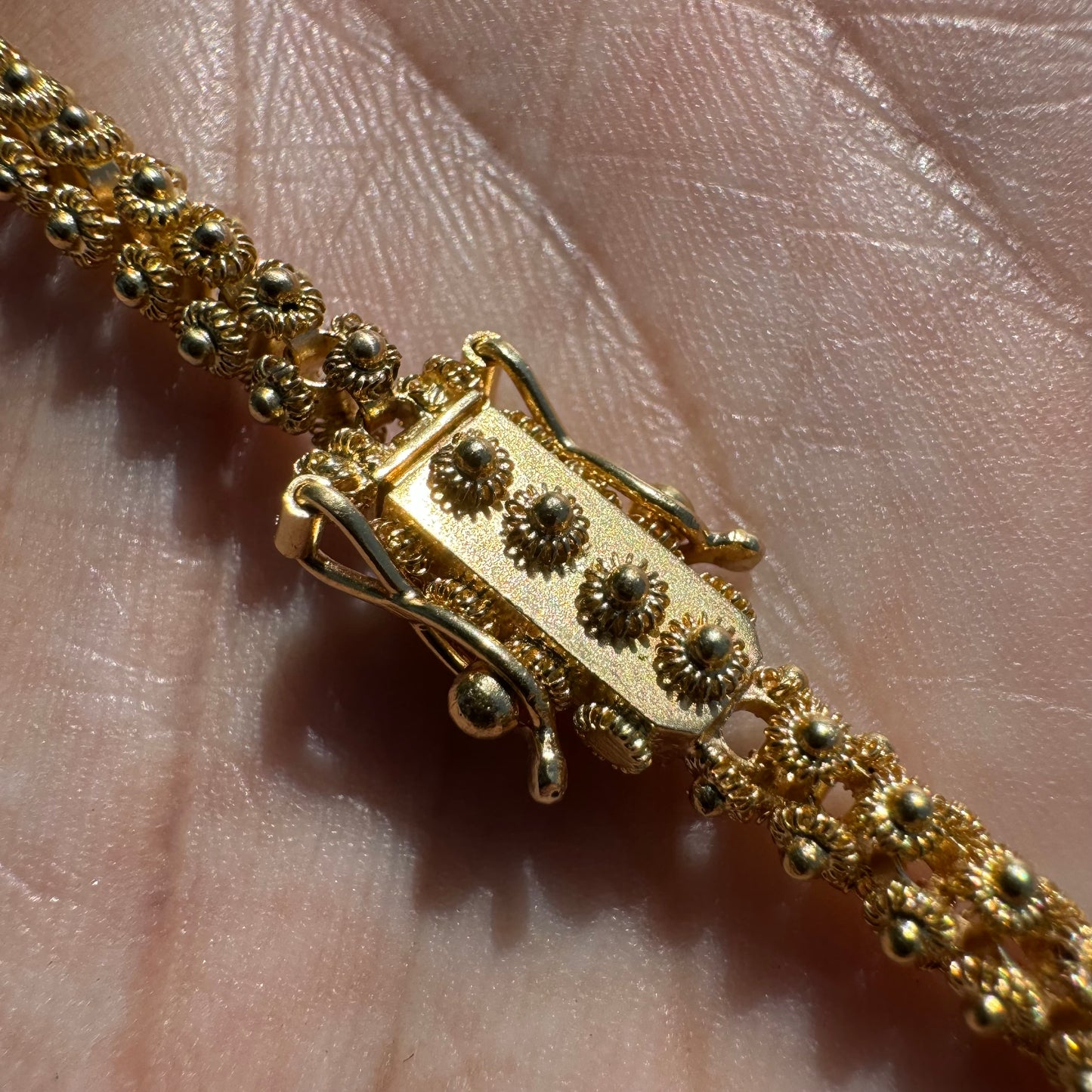Vintage Solid 18k Yellow Gold Pikun Flower Link Baht Chain Necklace (20.5”)