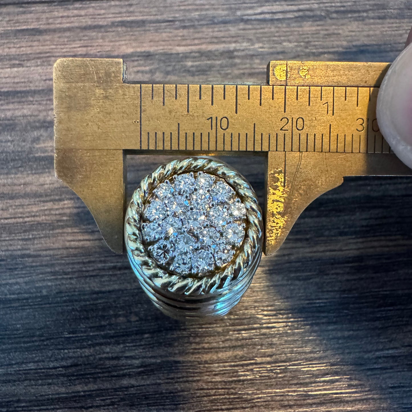 1970’s Solid 14k Yellow Gold 2.0ctw Natural VS Diamond Heavyweight Cluster Ring (12)
