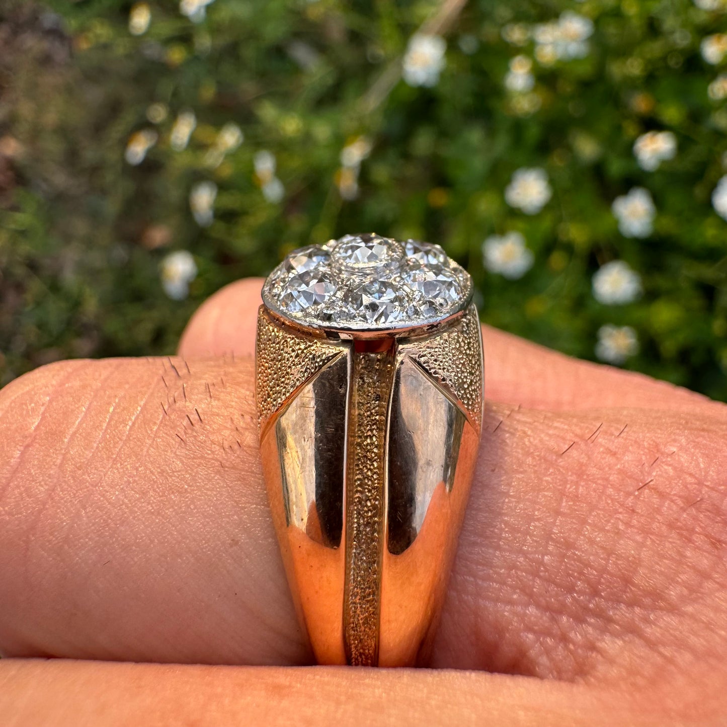Vintage Solid 18K Yellow Gold 1.75CTW Old Euro Cut Diamond Kentucky Cluster Gents Ring (8.5)