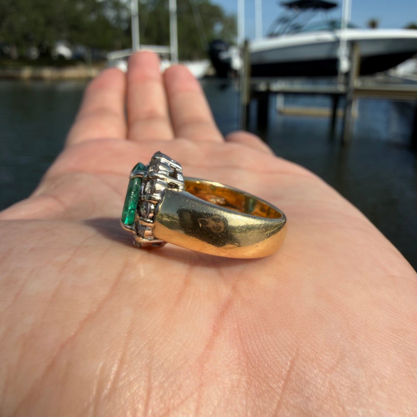 Vintage Solid 18k Yellow Gold 4.0ctw Natural Emerald Solitaire VS Diamond Halo Ring (6)