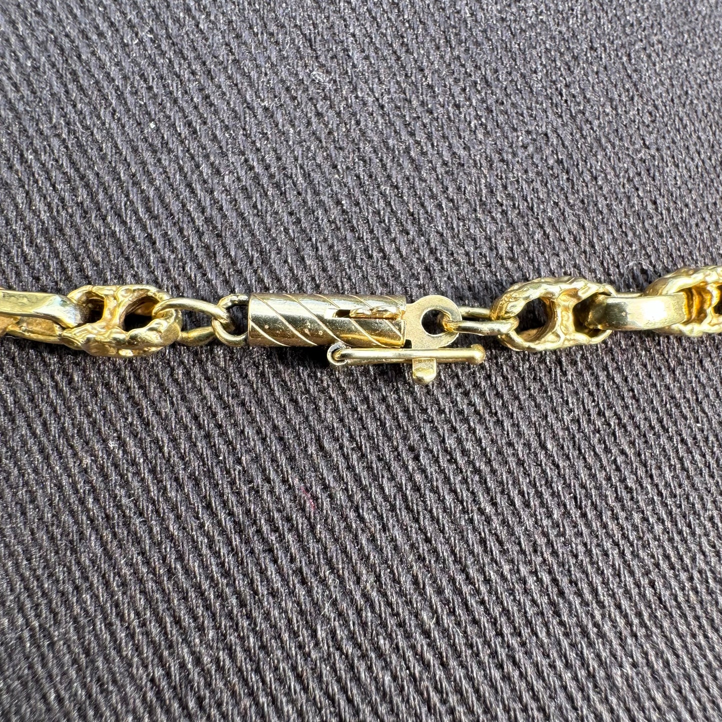 1980’s Solid 14k Yellow Gold Brutalist Chaine D’Ancre Mariner Link Necklace (18.5”)