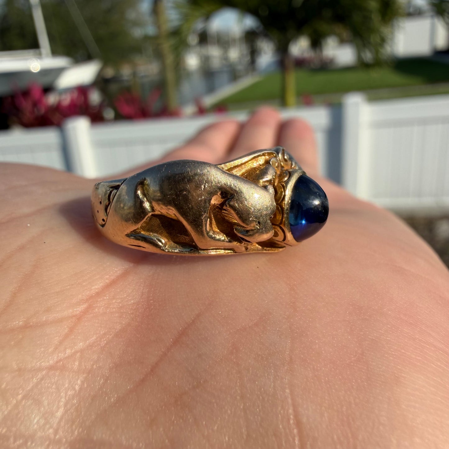 Art Nouveau Solid 14k Yellow Gold Sugar Loaf Sapphire Double Lion Ring (8.5)