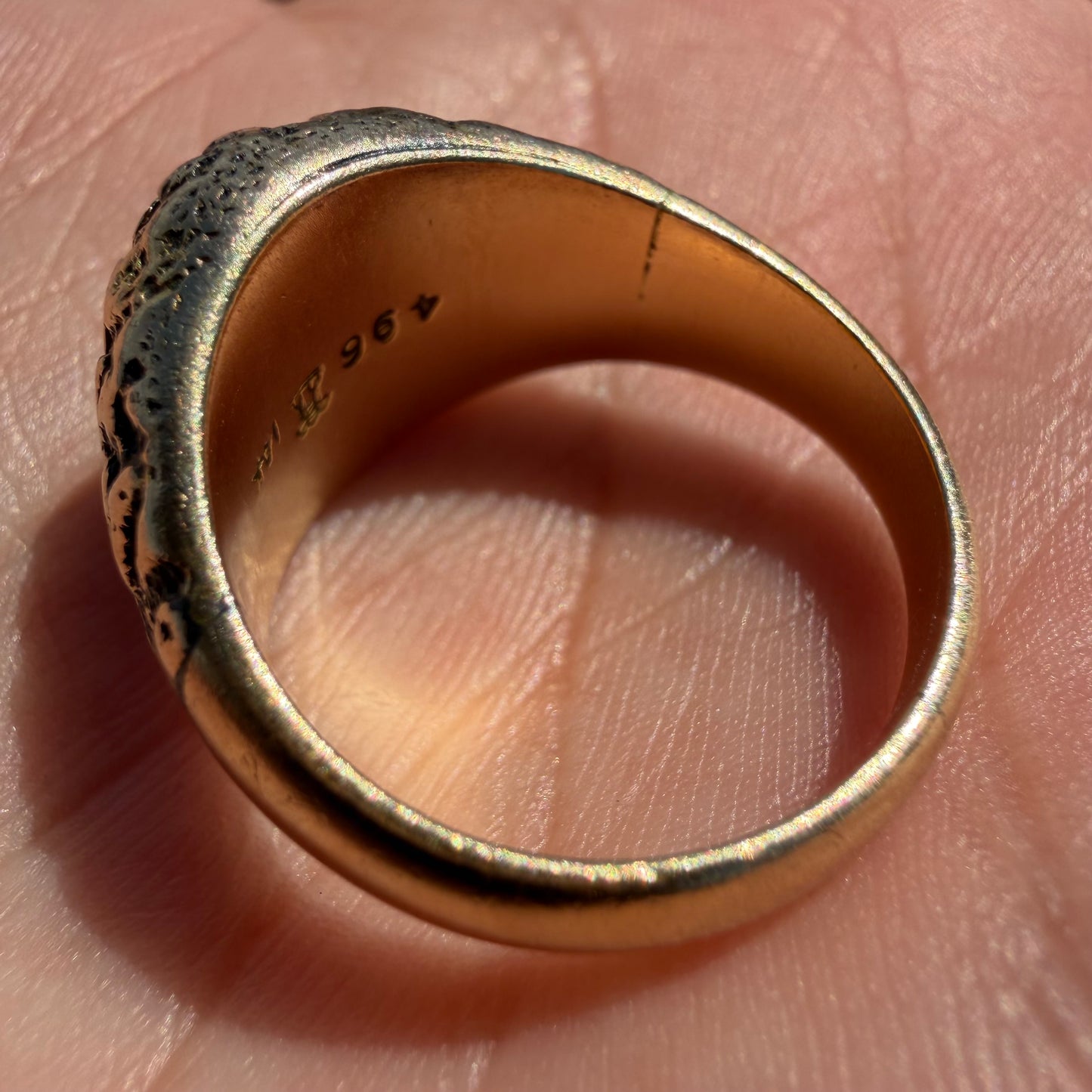 Antique Solid 14k Yellow Gold Natural Ruby Brutalist Gypsy Ring (7.75)