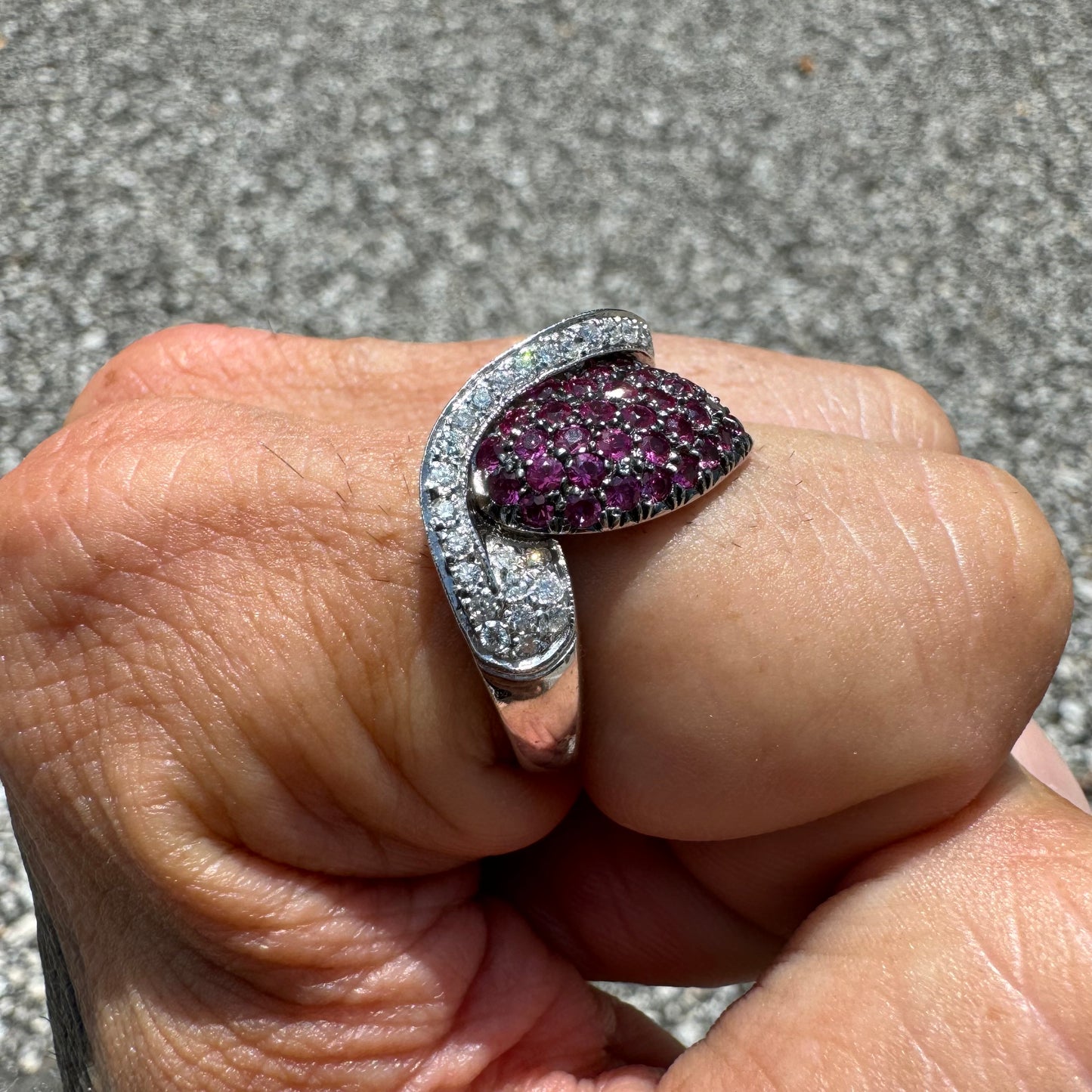 Immaculate 14k White Gold Natural Diamond And Ruby Flooded Banner Heart Ring (8)
