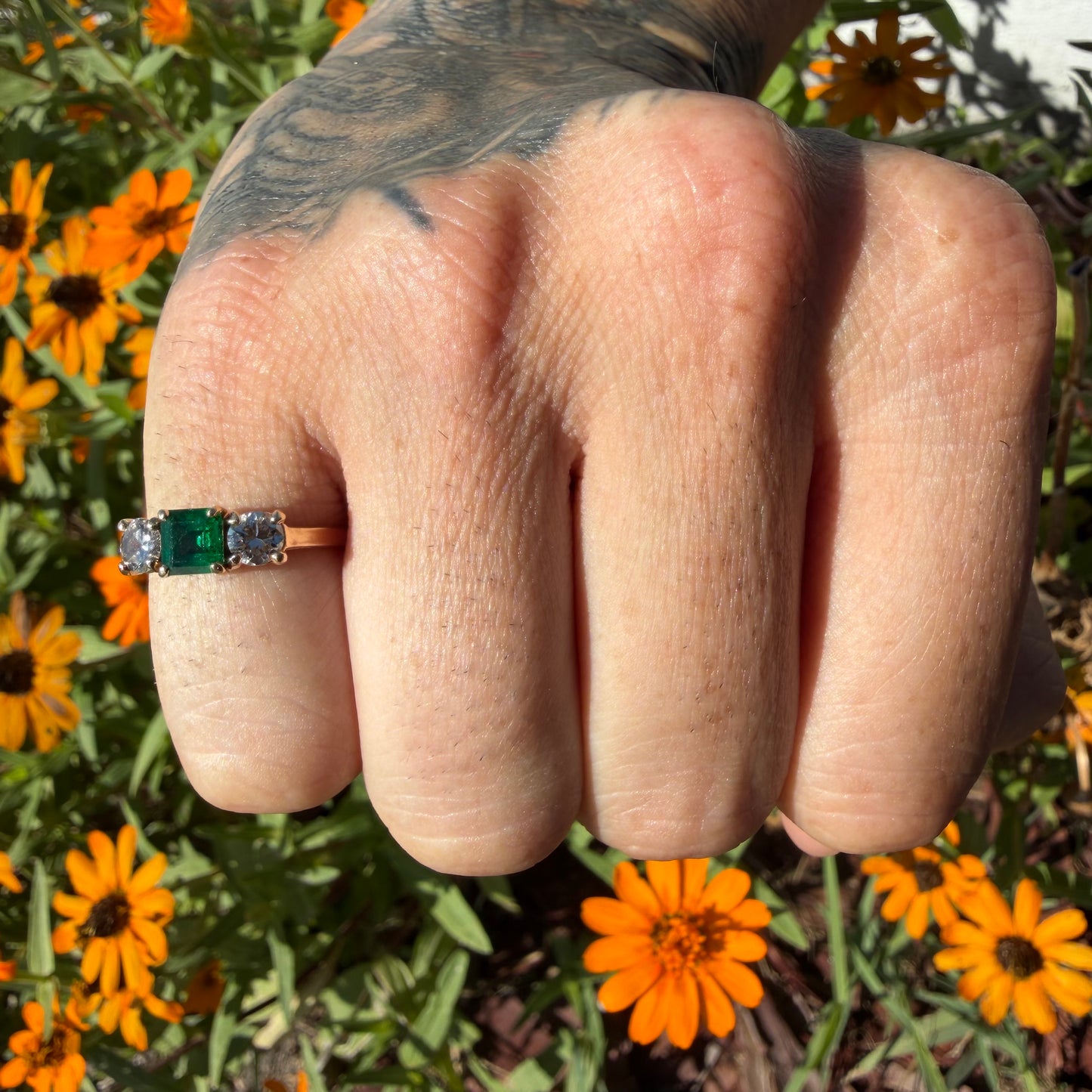 Vintage Solid 14k Yellow Gold 1.25ctw Natural Colombian Emerald And Diamond Trilogy Ring (6.5)
