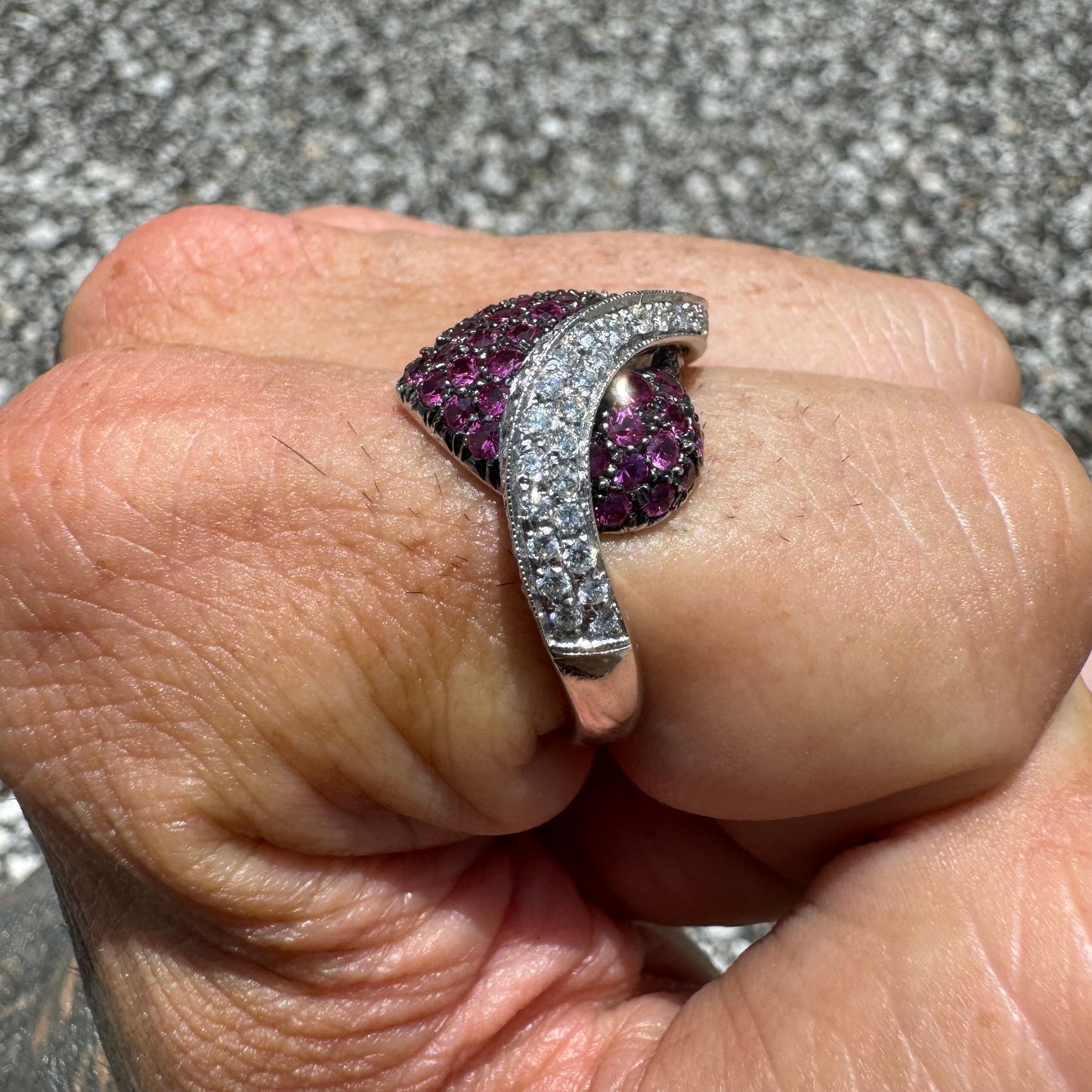 Immaculate 14k White Gold Natural Diamond And Ruby Flooded Banner Heart Ring (8)