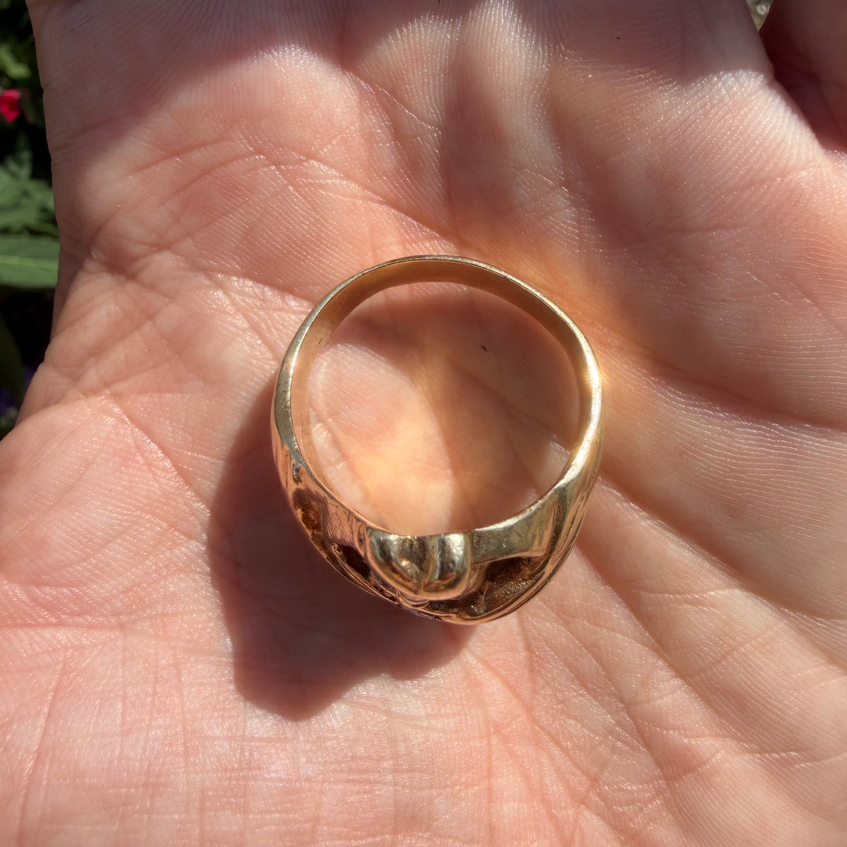 Mid-Century Solid 14k Yellow Gold Natural Diamond Heavyweight Soothsayer Ring (13)