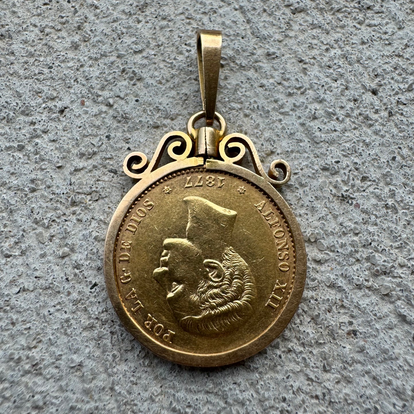 1877 $25 Pesetas Spanish Gold Coin (22k) In Original 18k Handmade Bezel Pendant