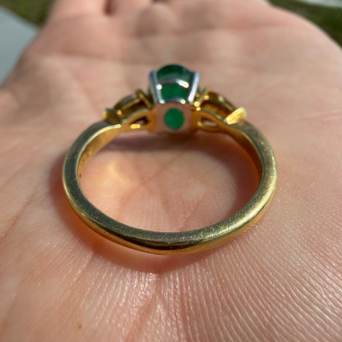 Vintage Solid 18k Yellow Gold and Platinum 2.0ctw Natural Emerald and Fancy Yellow Diamond Trilogy Ring (7.5)