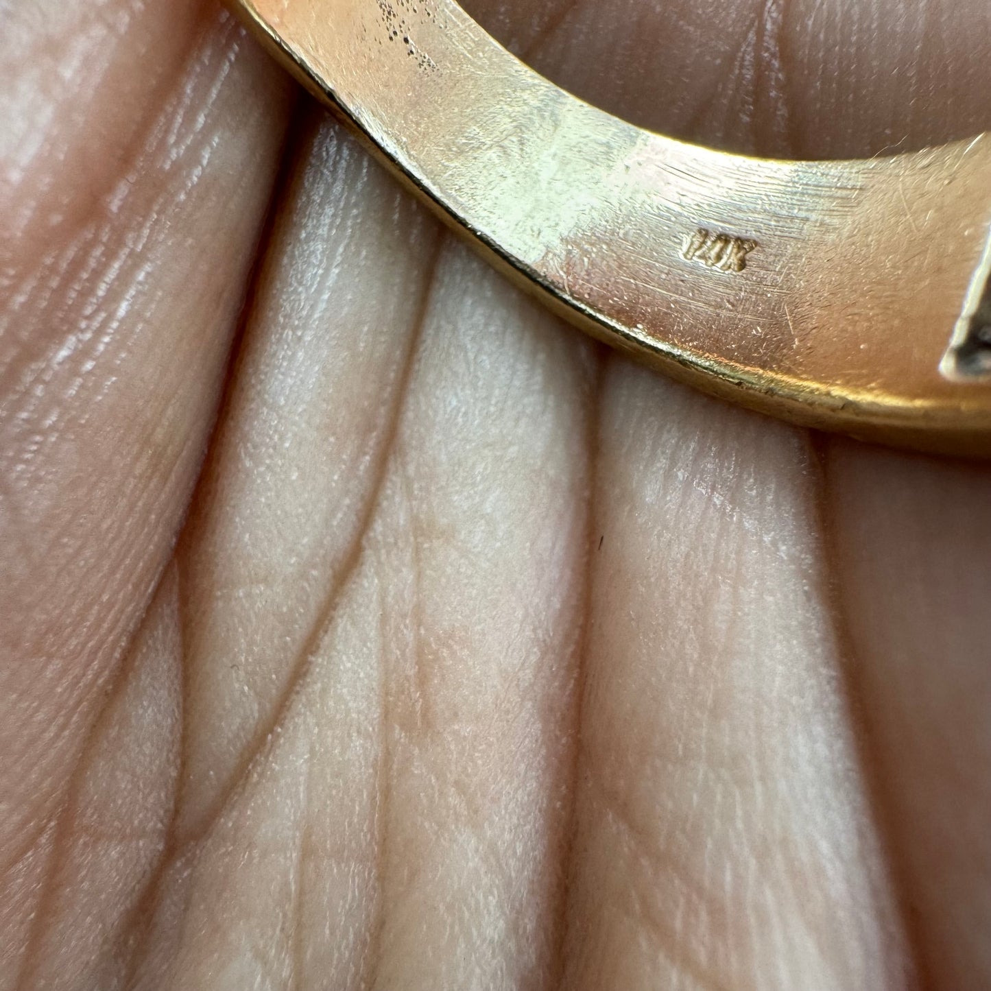 1960’s/70’s Solid 14k Yellow Gold .32CTW Natural VS Diamond Cluster Rectangular Tartelette Ring (9)