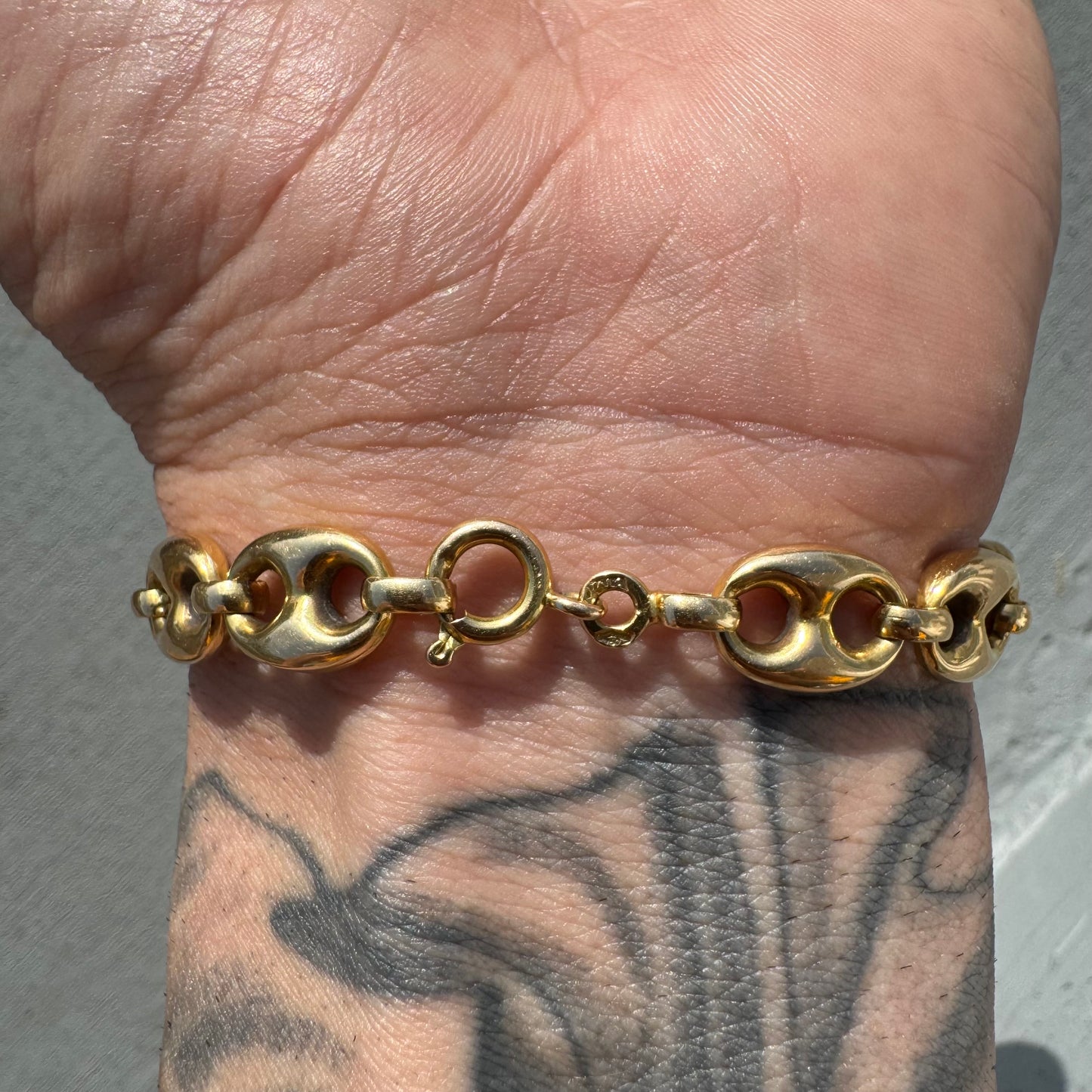 Vintage 18k Yellow Gold Chunky Puffed Mariner Link Bracelet (7”)