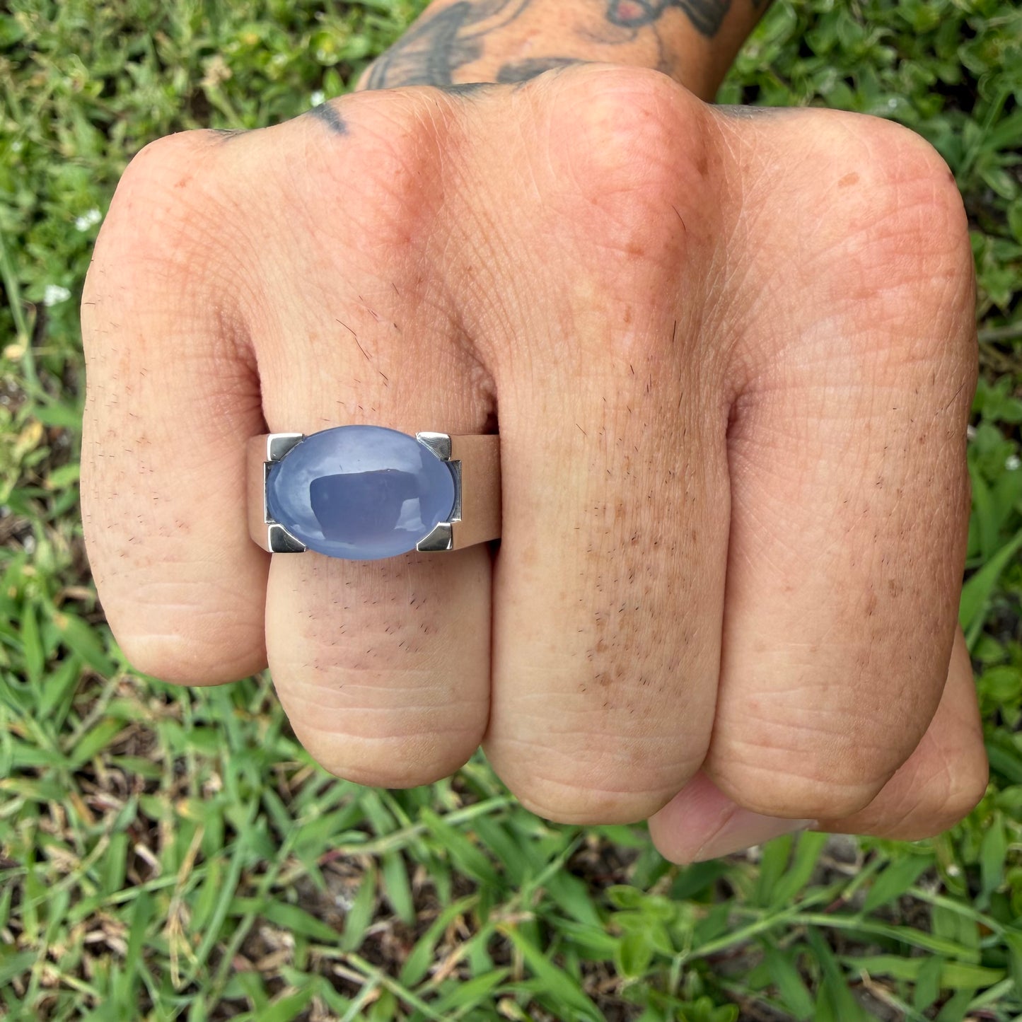 1999 Cartier Solid 18k White Gold Tankissme Chalcedony Ring (8)