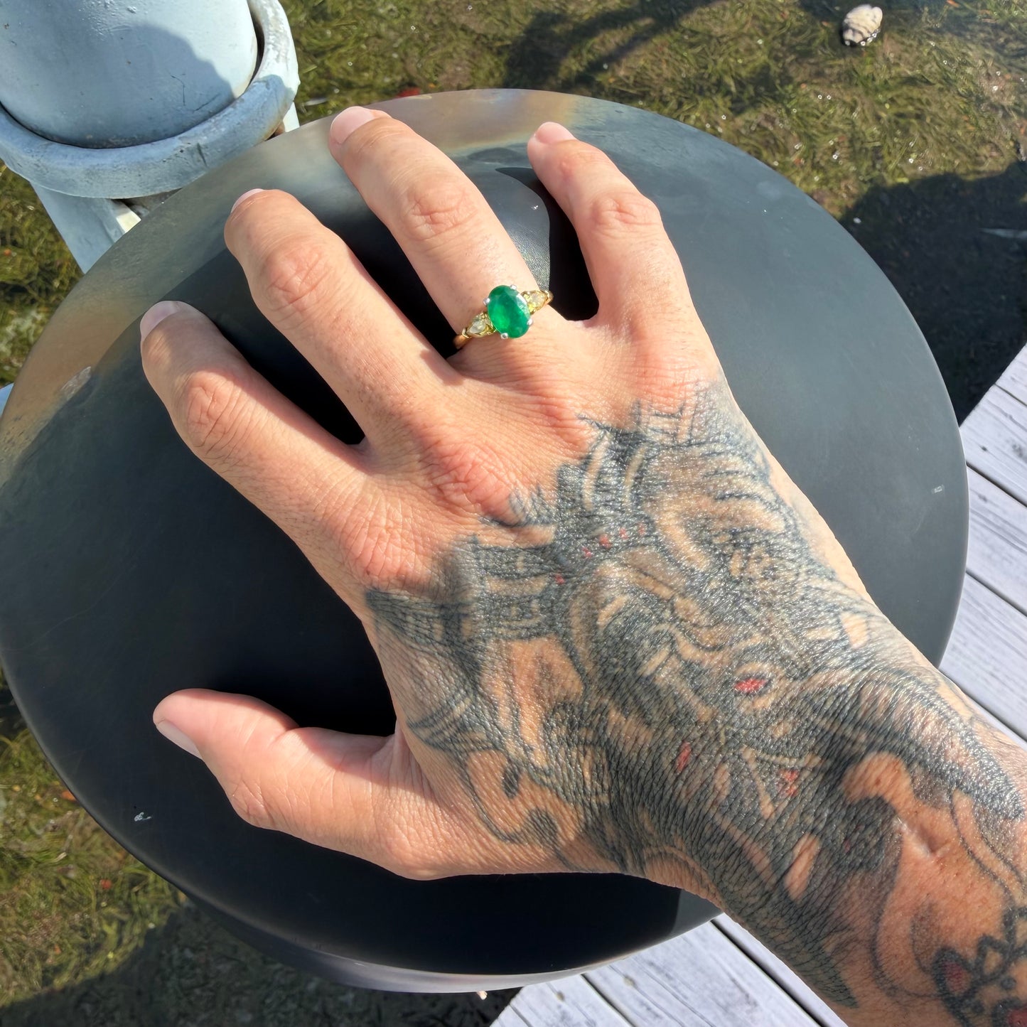 Vintage Solid 18k Yellow Gold and Platinum 2.0ctw Natural Emerald and Fancy Yellow Diamond Trilogy Ring (7.5)