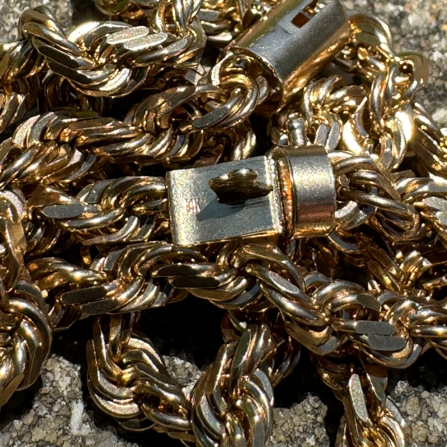 1980’s Solid 14k Yellow Gold Heavyweight Diamondcut Rope Chain Necklace (20.25”)