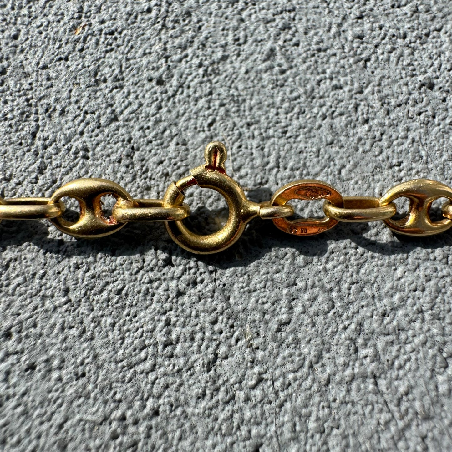Vintage Fully Solid 18k Yellow Gold Puffed Mariner Link Necklace (27.75”)