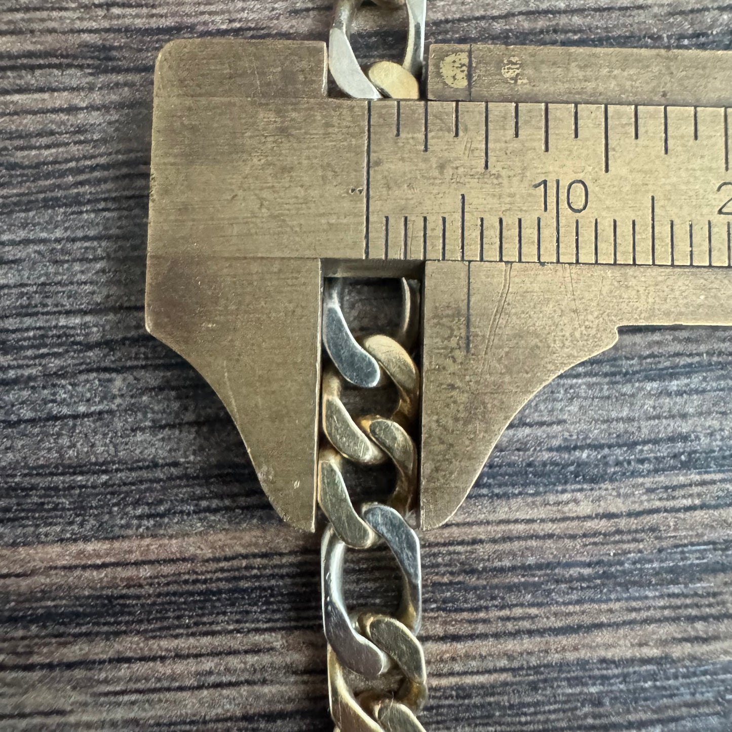 Vintage UnoAerre Solid 18k Two-Tone Yellow & White Gold Curb Link Bracelet (7.5”)
