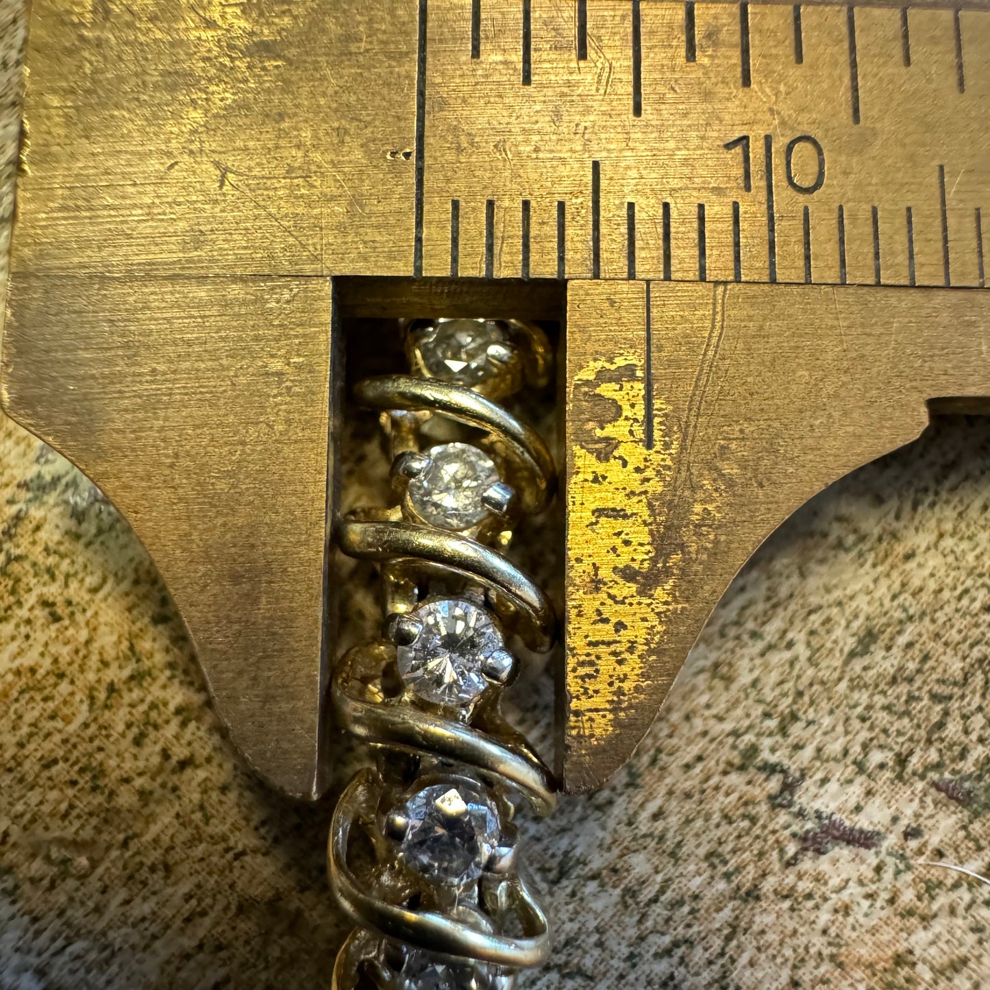 Vintage 3.0CTW Natural Diamond 14k Yellow Gold Tennis Bracelet (7.25”)