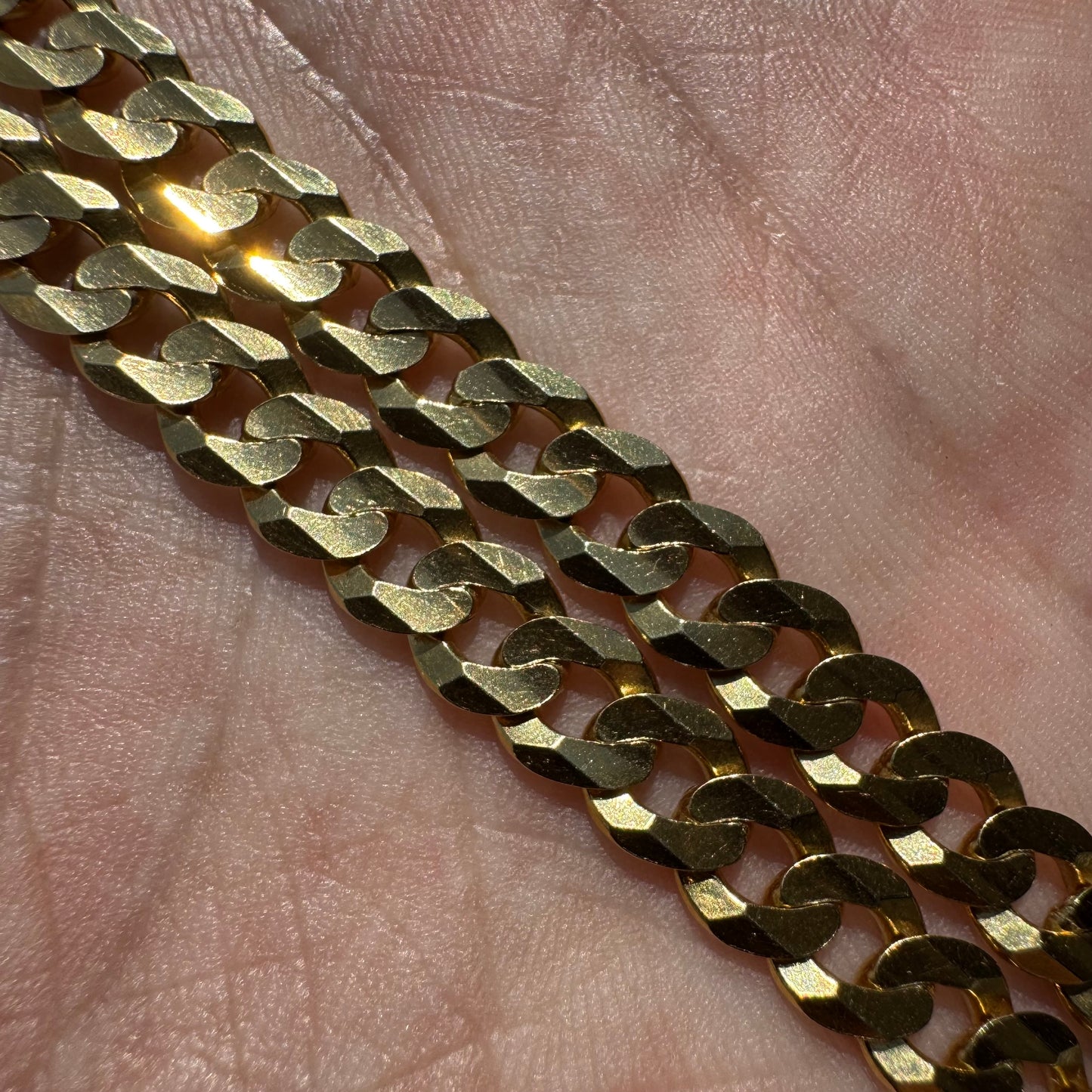Vintage Solid 14k Yellow Gold Heavyweight Beveled Knife Edged Cuban Curb Link Necklace (22”)