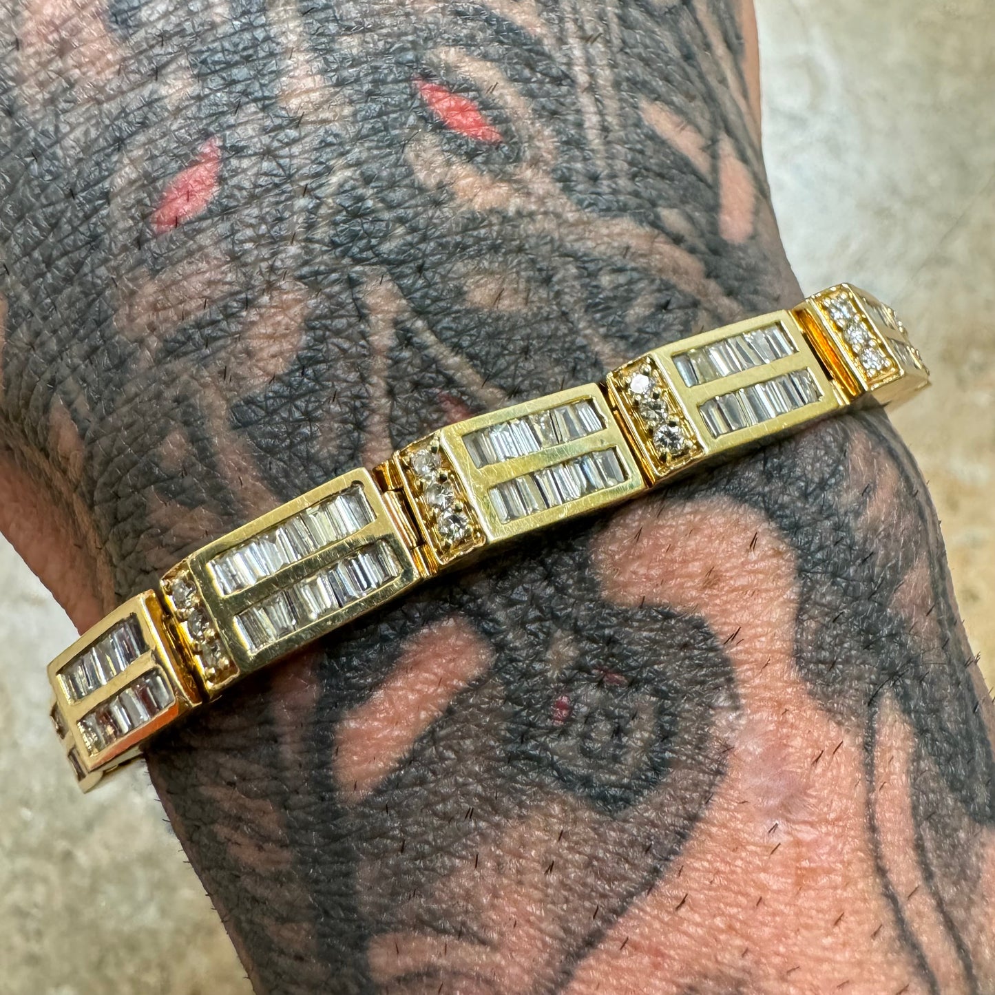 Vintage 14k Yellow Gold 10.5CTW Natural Diamond Bracelet (7.25”)