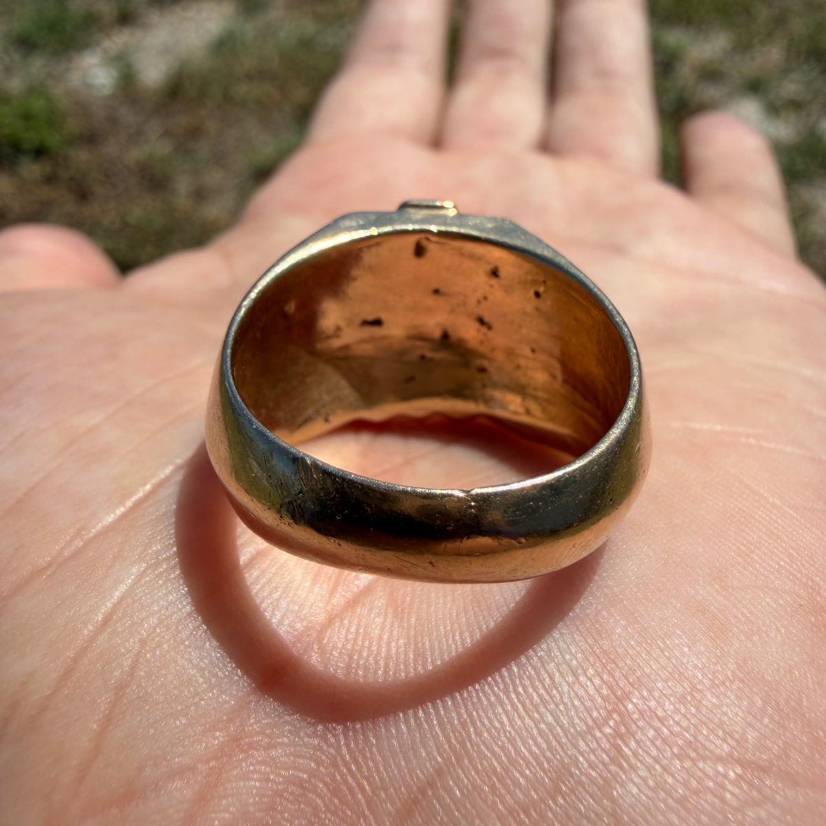 Mid-Century Solid 14k Yellow Gold Heavyweight Turquoise Thunderbird Signet Ring (11.5)